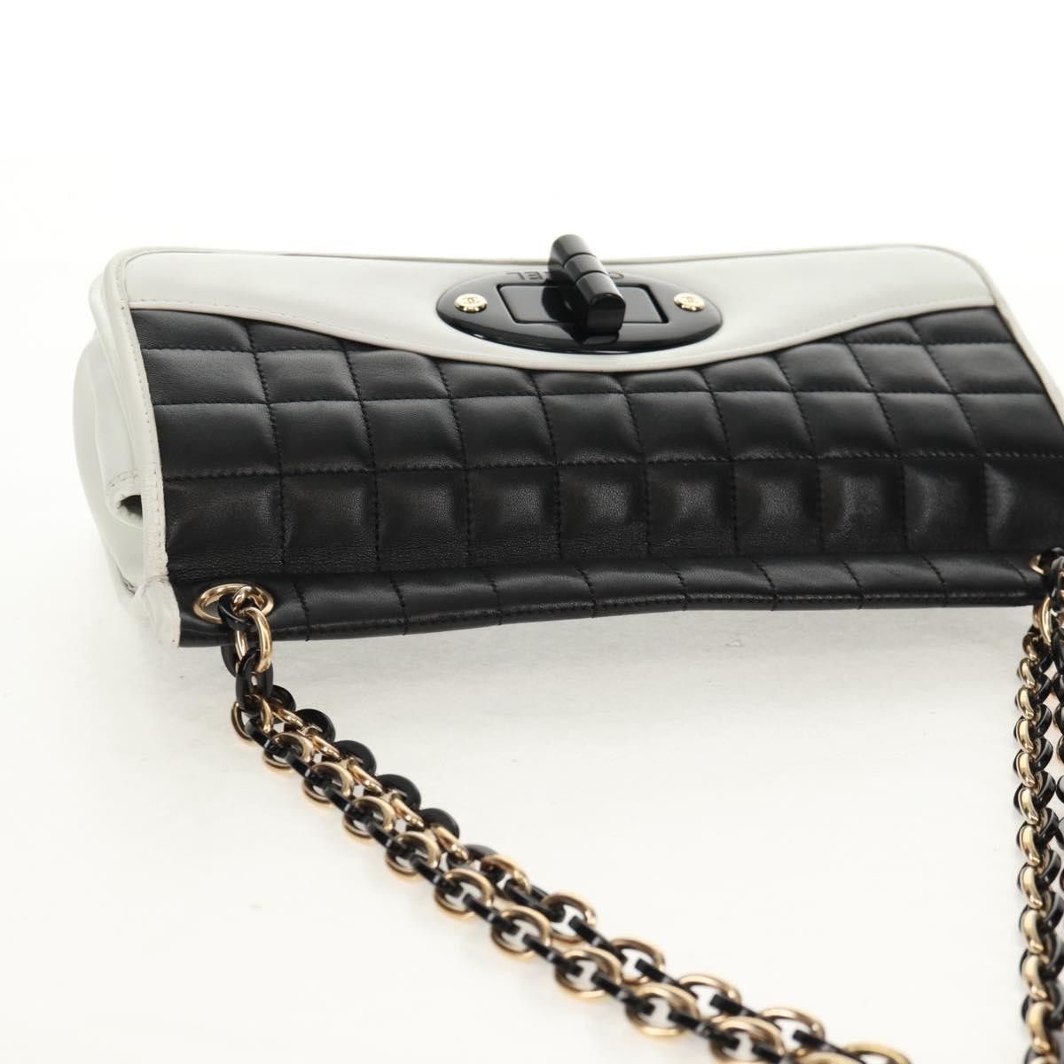 Chanel Chanel Chocolate Bar Mademoiselle Shoulder Bag Quilted Lambskin Size ONE SIZE - 19 Thumbnail