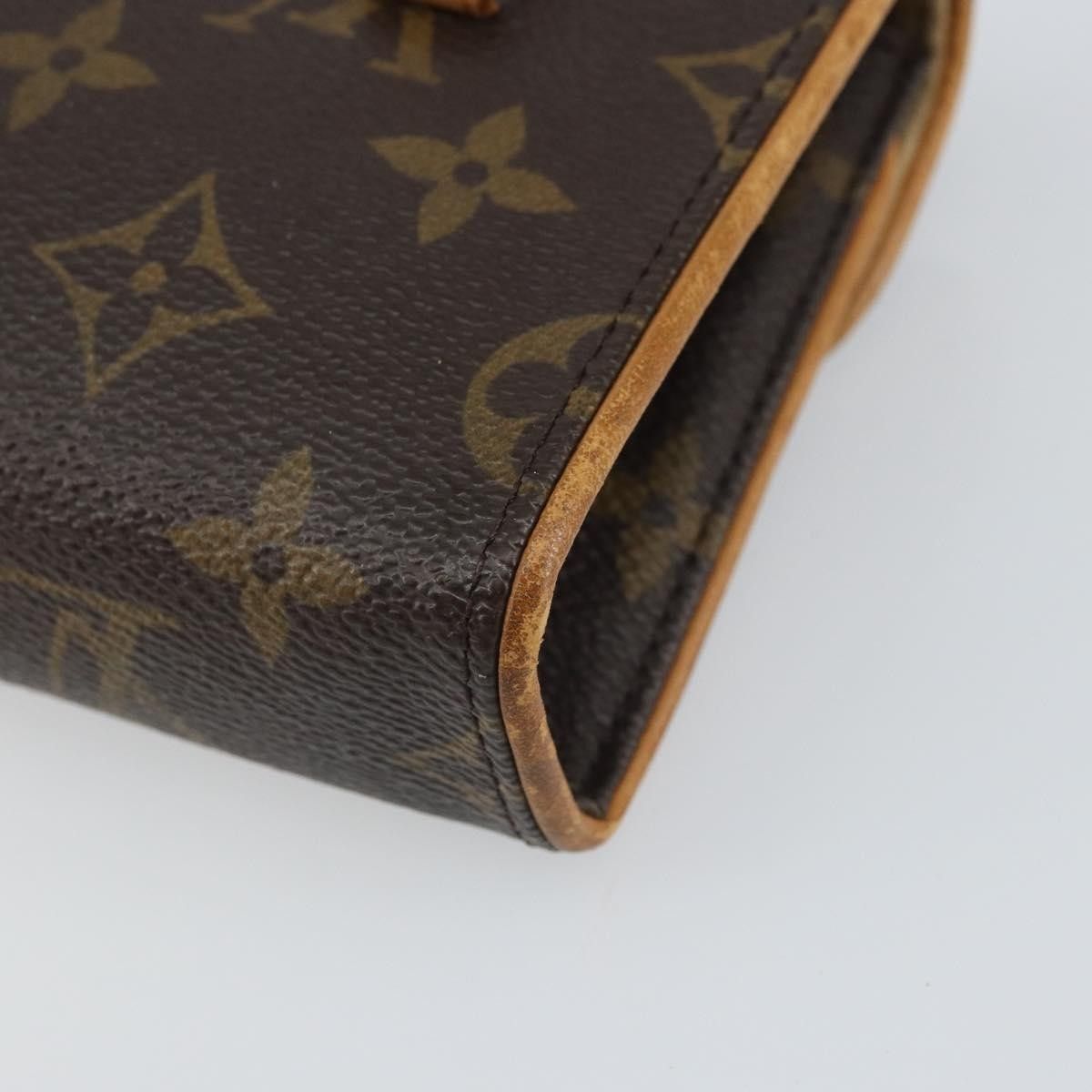 Louis Vuitton Louis Vuitton Florentine Waist Monogram Canvas Size ONE SIZE - 9 Thumbnail