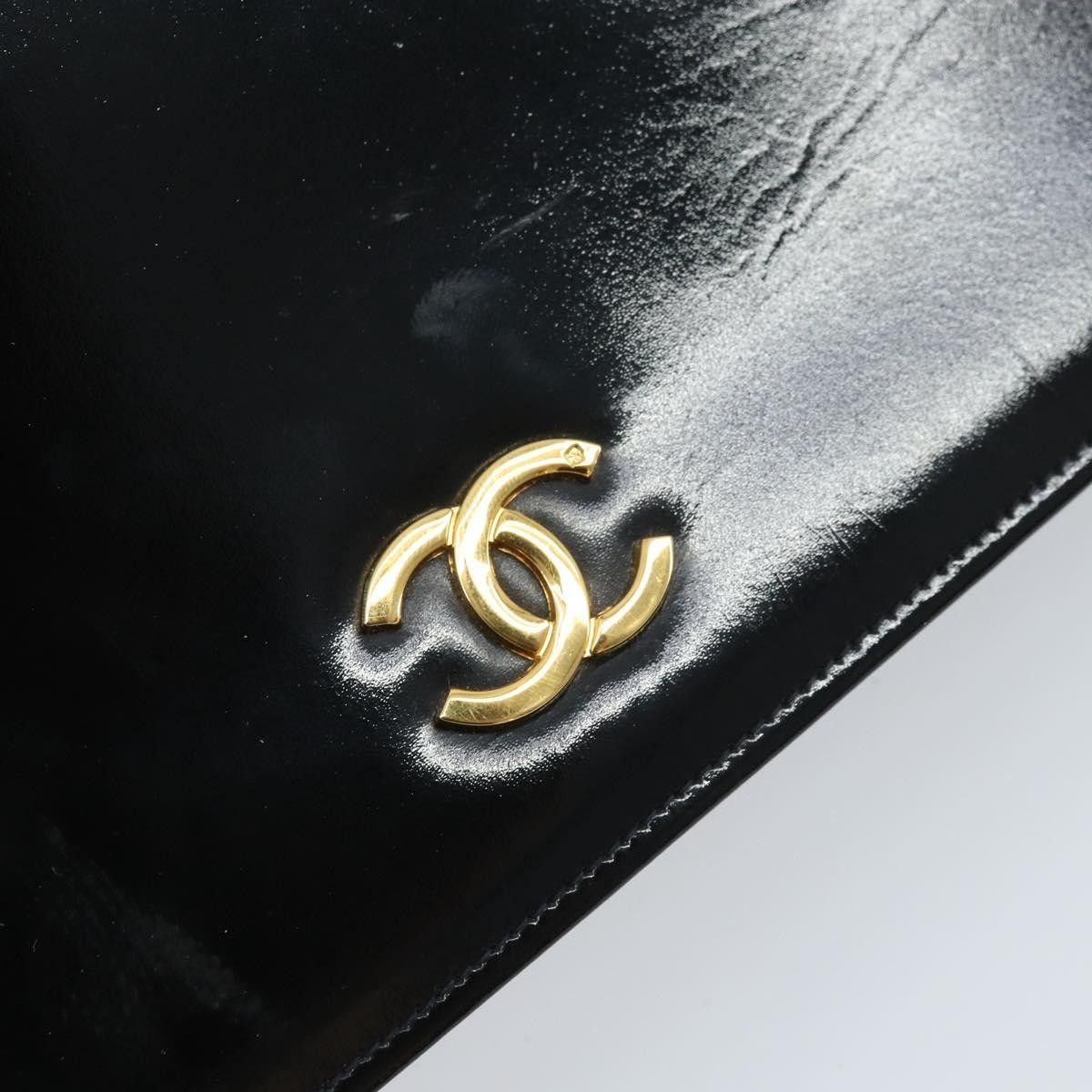 Chanel Chanel Wallet on Chain Quilted Patent Size ONE SIZE - 17 Thumbnail