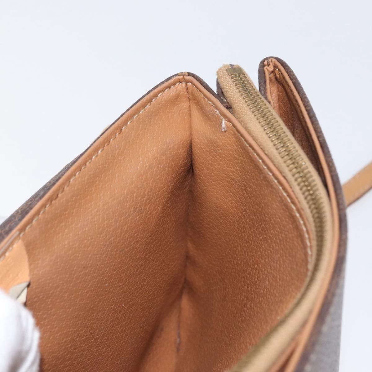 Celine Celine Vintage Macadam Canvas and Leather Size ONE SIZE - 19 Thumbnail
