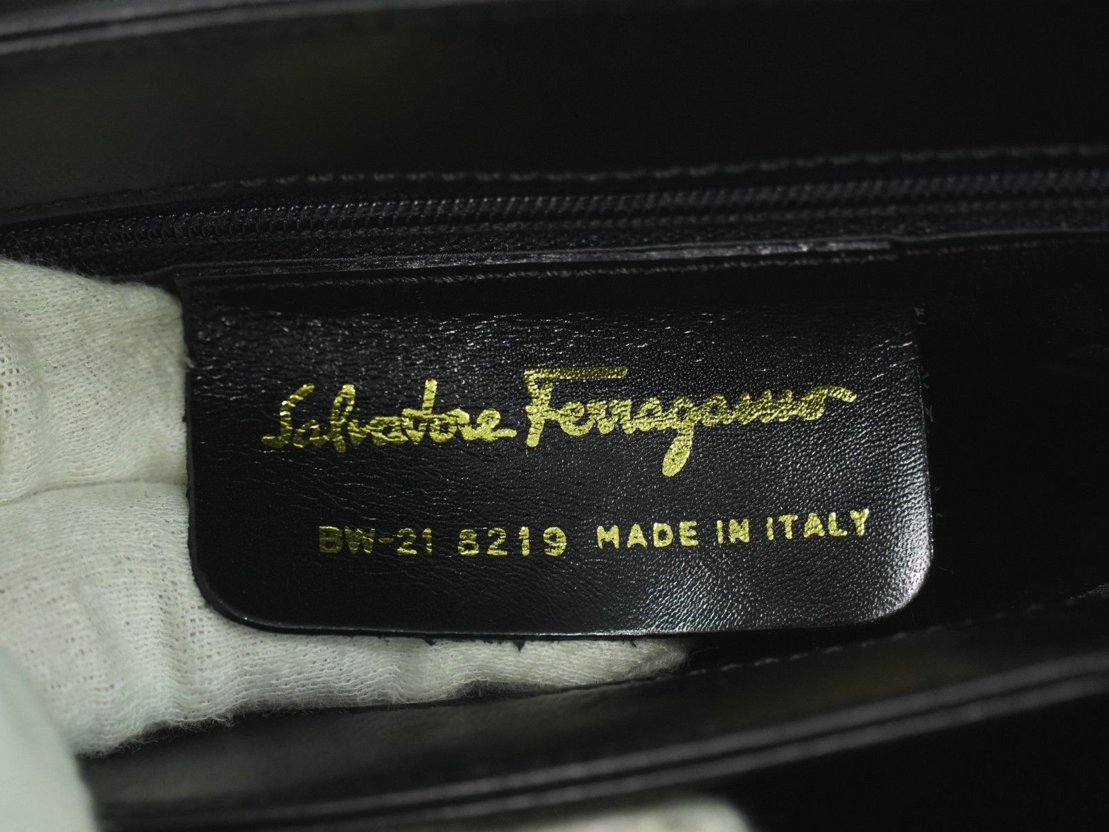 Salvatore Ferragamo Salvatore Ferragamo Vintage Leather Size ONE SIZE - 4 Thumbnail