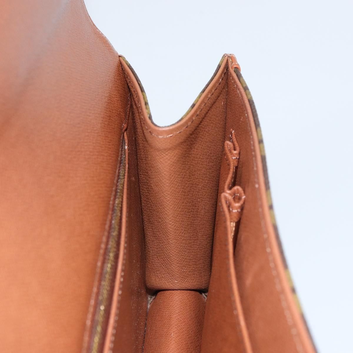 Louis Vuitton Louis Vuitton Dame Pochette Monogram Canvas Size ONE SIZE - 16 Thumbnail