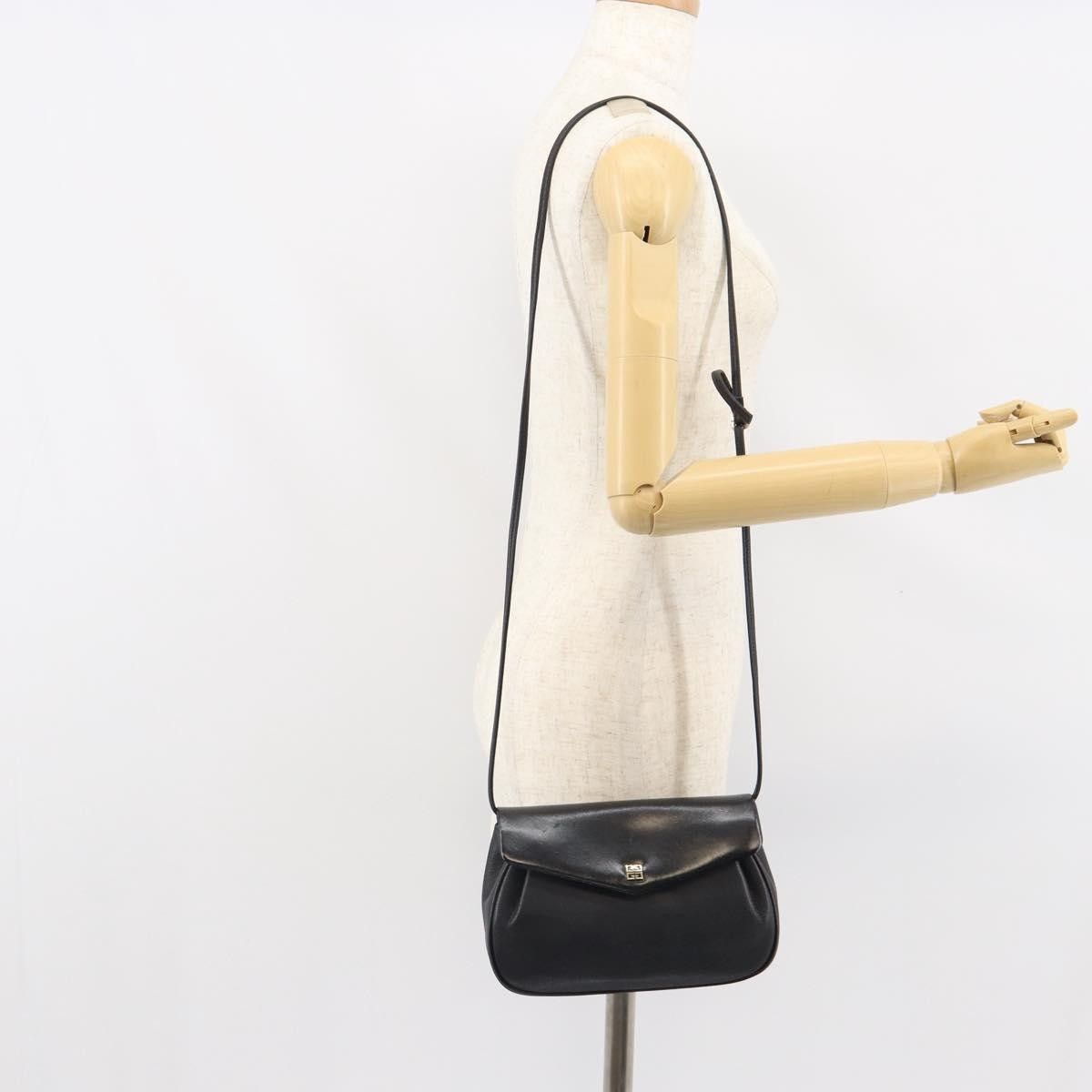 Givenchy Givenchy Vintage 4G shoulder bag Leather Size ONE SIZE - 13 Thumbnail