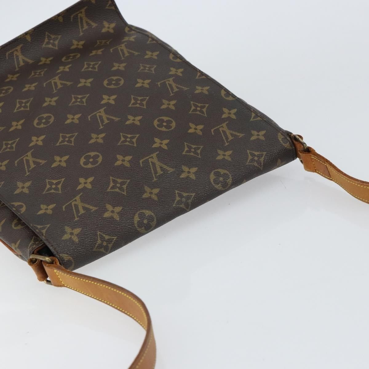 Louis Vuitton Louis Vuitton Musette Salsa Monogram Canvas Size ONE SIZE - 17 Thumbnail