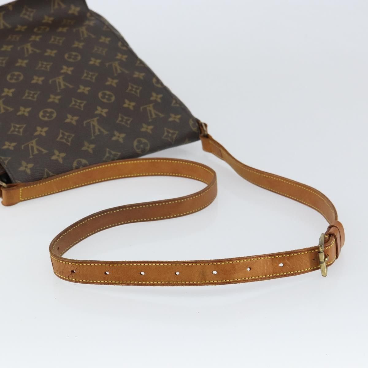 Louis Vuitton Louis Vuitton Musette Salsa Monogram Canvas Size ONE SIZE - 8 Thumbnail