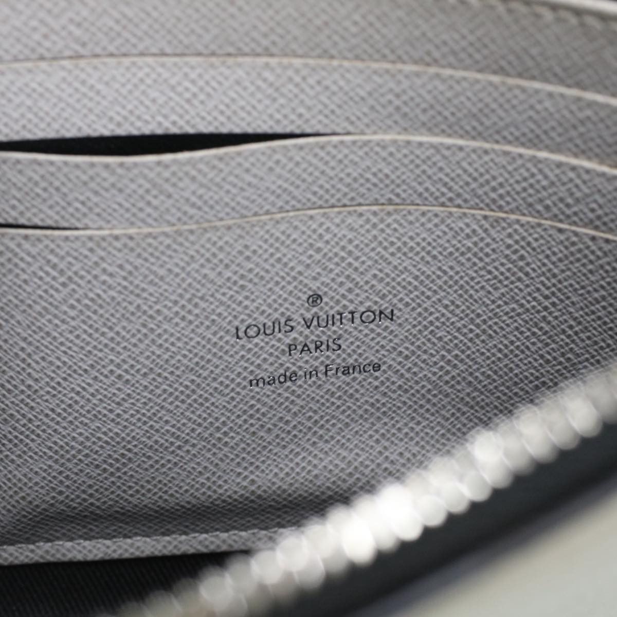 Louis Vuitton Louis Vuitton Discovery Pochette Monogram Taigarama Size ONE SIZE - 7 Thumbnail