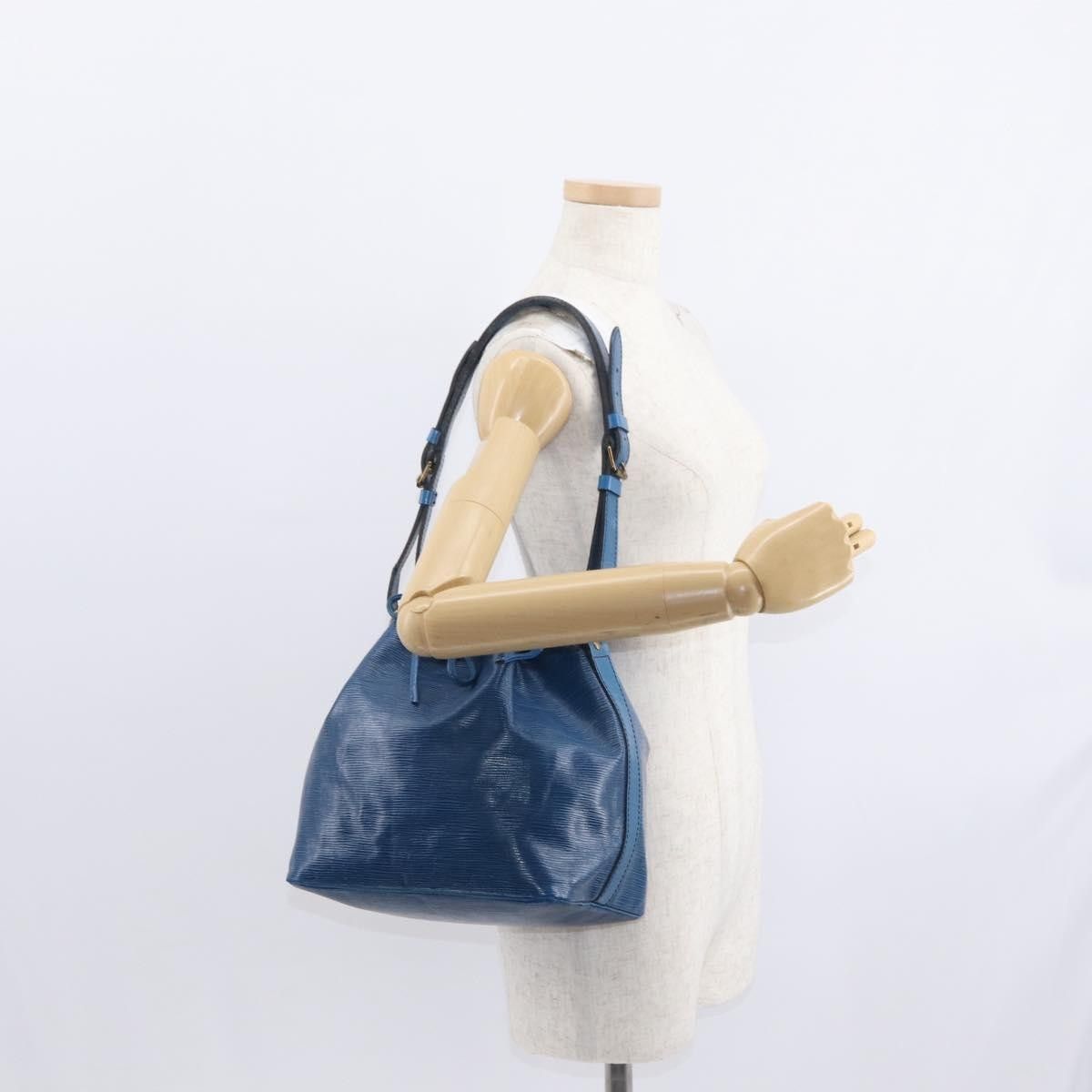 Louis Vuitton Louis Vuitton Noe Epi Leather Size ONE SIZE - 14 Thumbnail