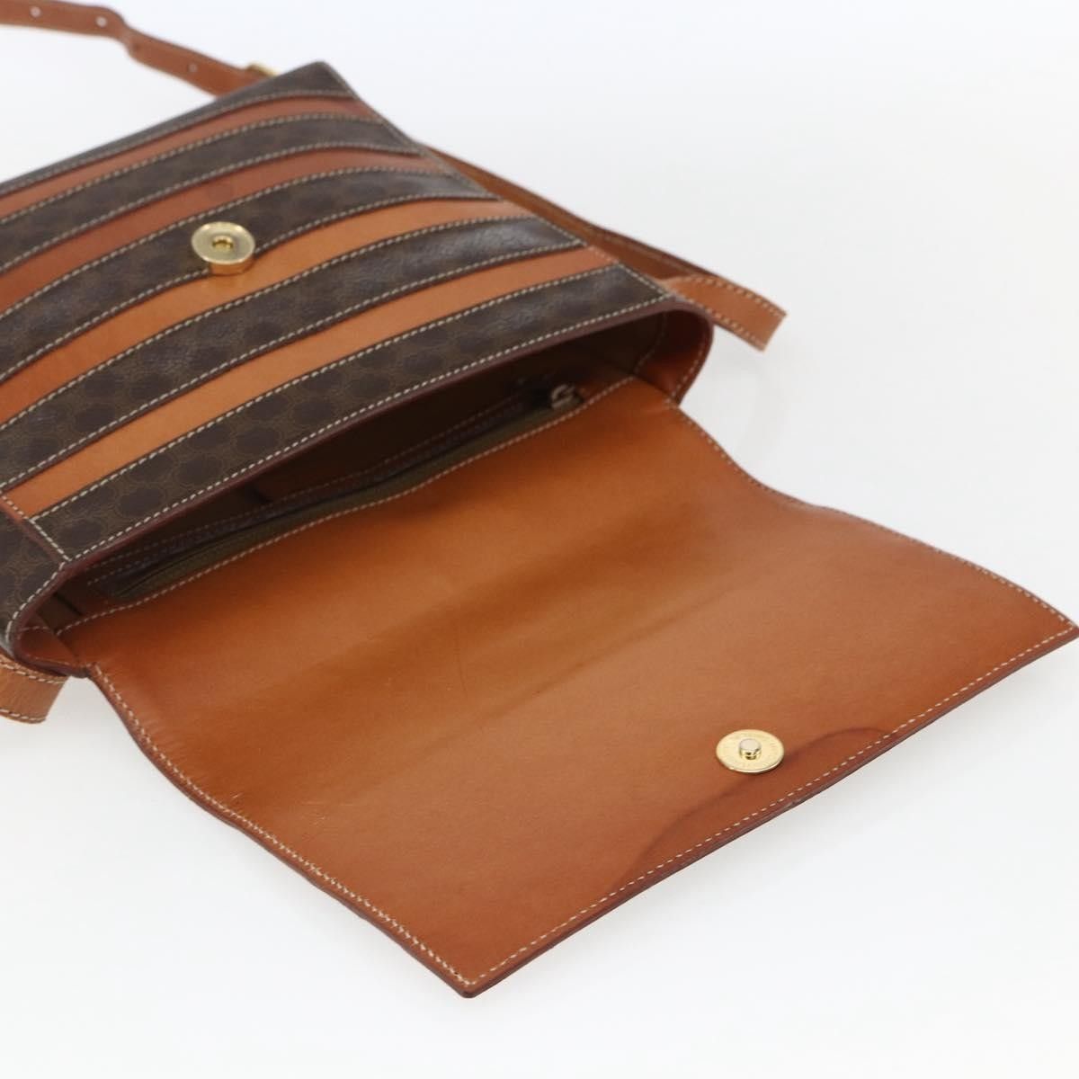 Celine Celine Vintage Macadam Canvas and Leather Size ONE SIZE - 18 Thumbnail