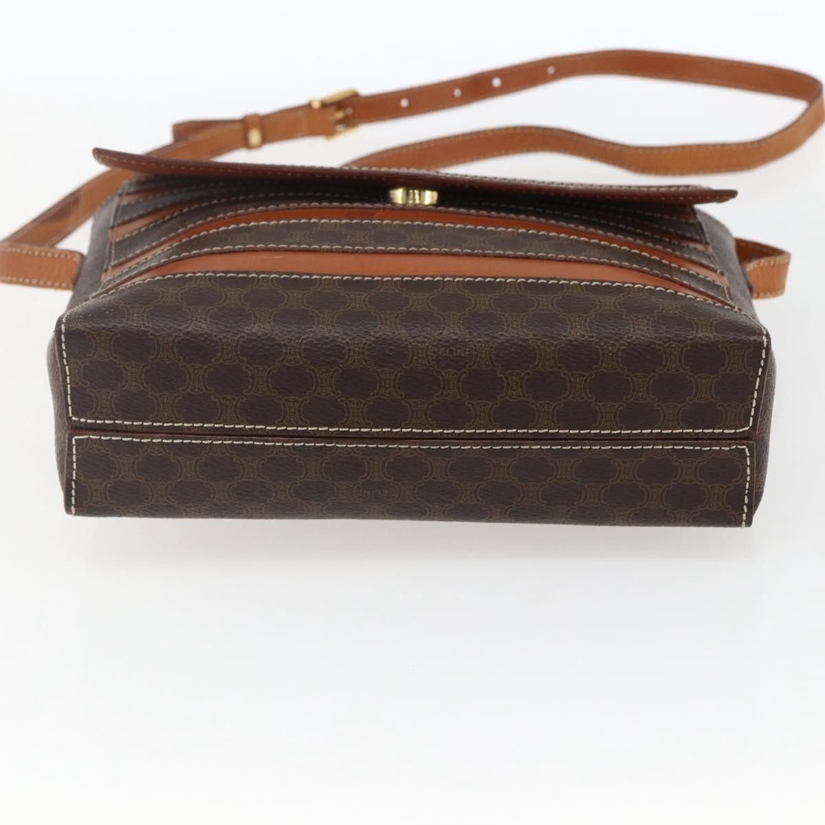 Celine Celine Vintage Macadam Canvas and Leather Size ONE SIZE - 14 Thumbnail