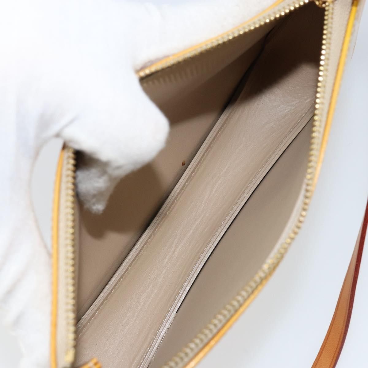 Louis Vuitton Louis Vuitton Lexington Pochette Patent Leather Size ONE SIZE - 5 Thumbnail