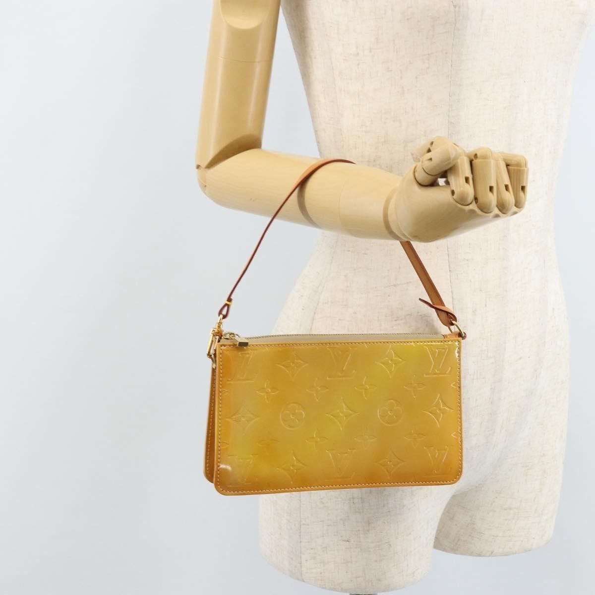 Louis Vuitton Louis Vuitton Lexington Pochette Patent Leather Size ONE SIZE - 14 Thumbnail