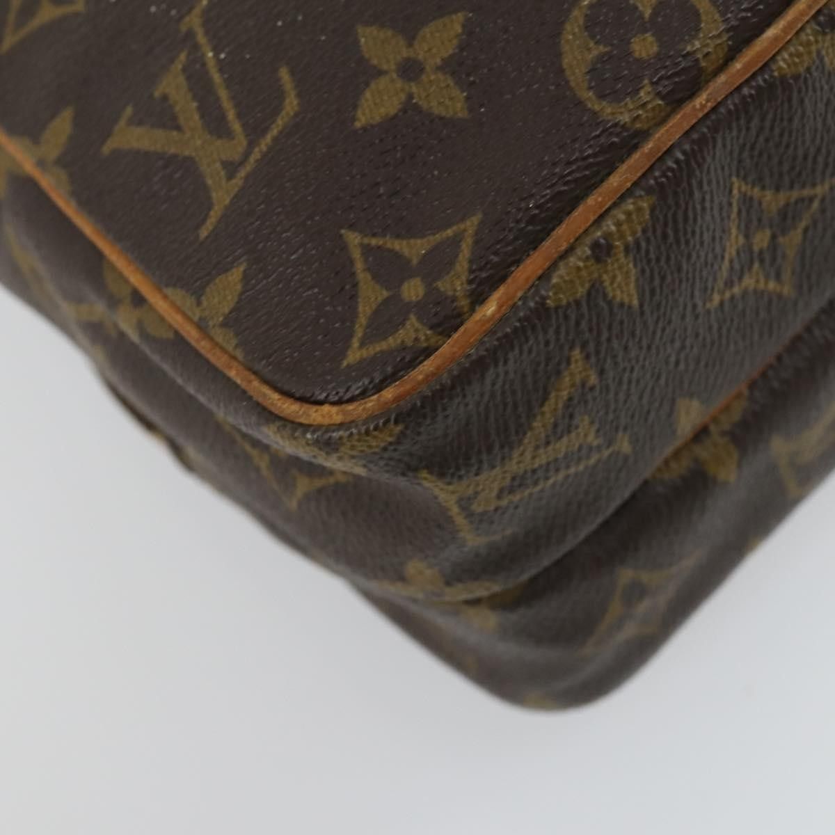 Louis Vuitton Louis Vuitton Amazone Bag Monogram Canvas Size ONE SIZE - 9 Thumbnail