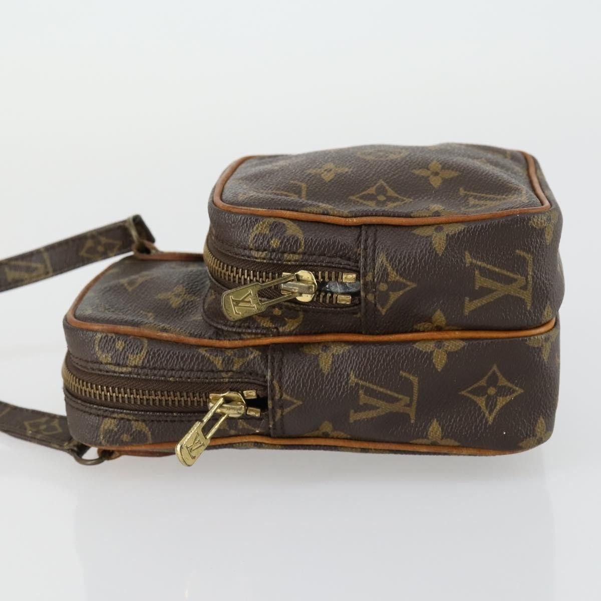 Louis Vuitton Louis Vuitton Amazone Bag Monogram Canvas Size ONE SIZE - 4 Thumbnail