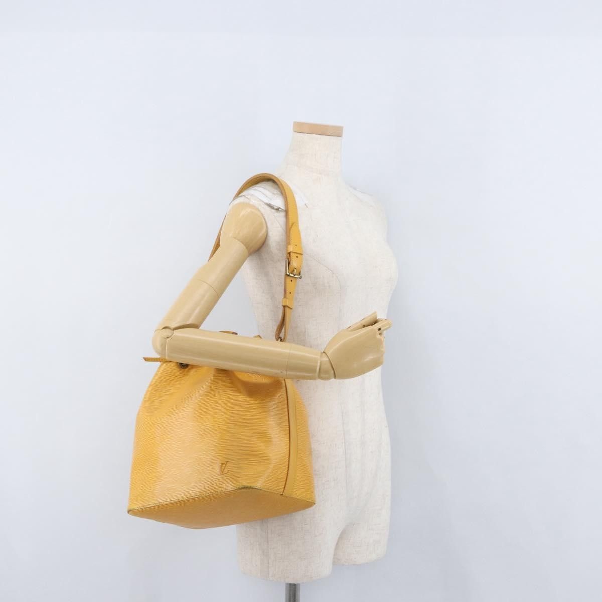 Louis Vuitton Louis Vuitton Petit Noe Epi Leather Size ONE SIZE - 13 Thumbnail