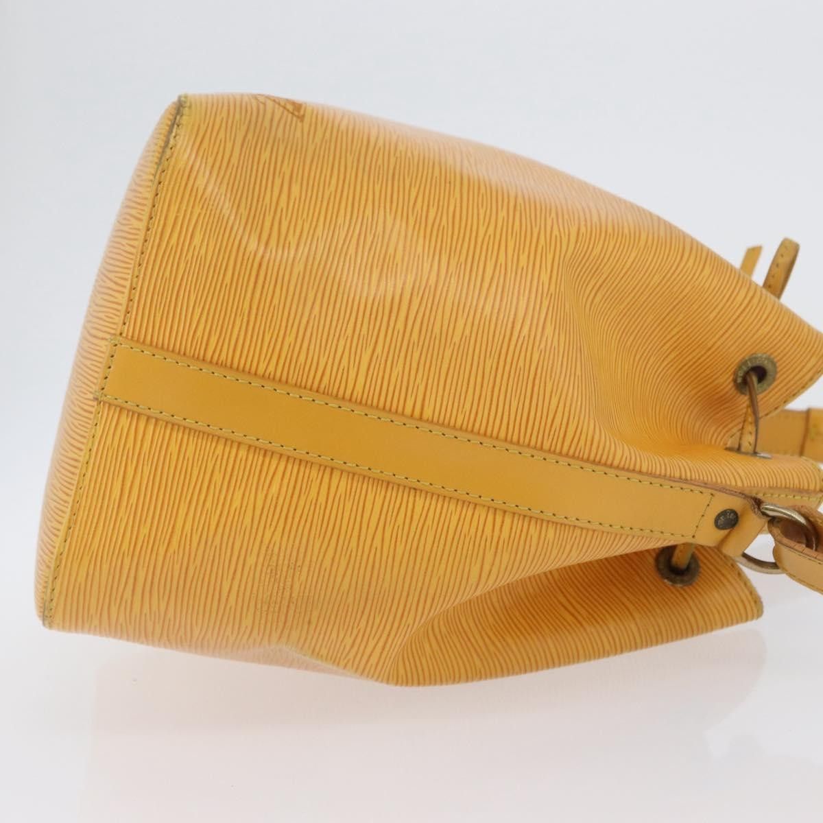 Louis Vuitton Louis Vuitton Petit Noe Epi Leather Size ONE SIZE - 3 Thumbnail