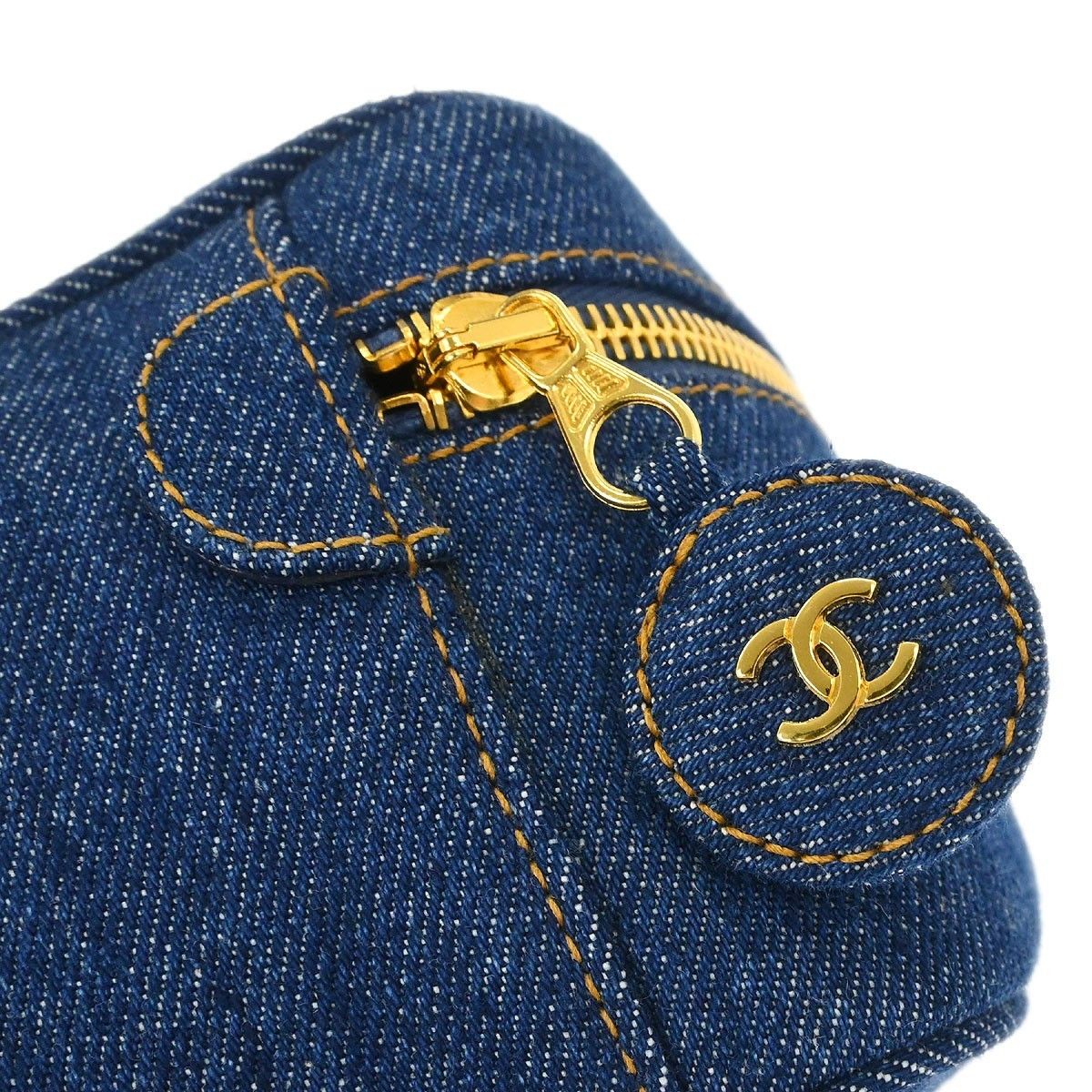 Chanel Chanel Vintage Timeless Cosmetic Case Denim Size ONE SIZE - 7 Thumbnail