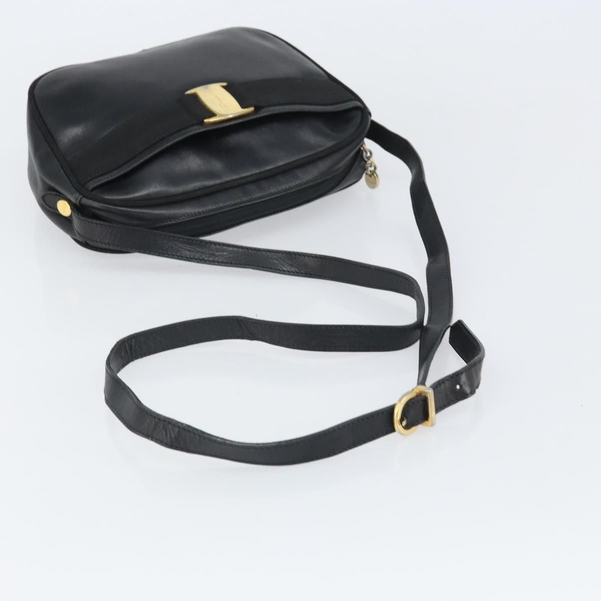 Salvatore Ferragamo Salvatore Ferragamo Vara Bow camera Leather Size ONE SIZE - 7 Thumbnail