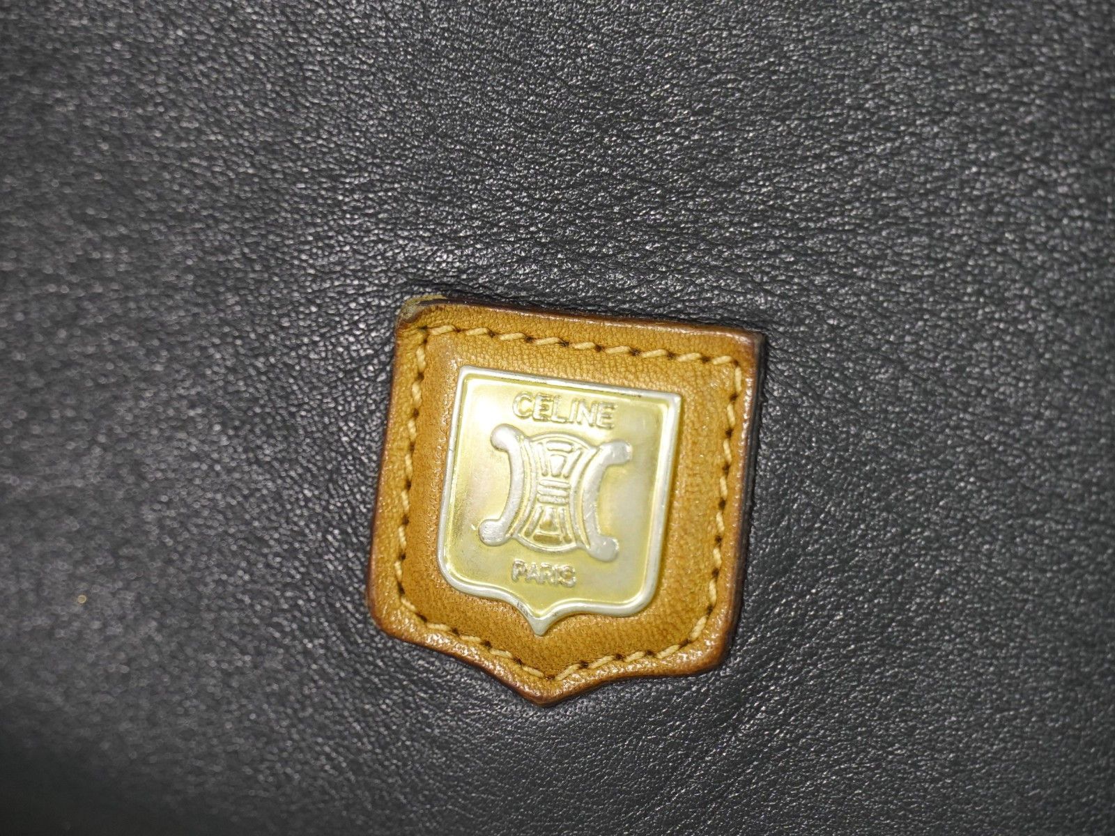 Celine Celine Vintage Shoulder Bag Leather Size ONE SIZE - 9 Thumbnail