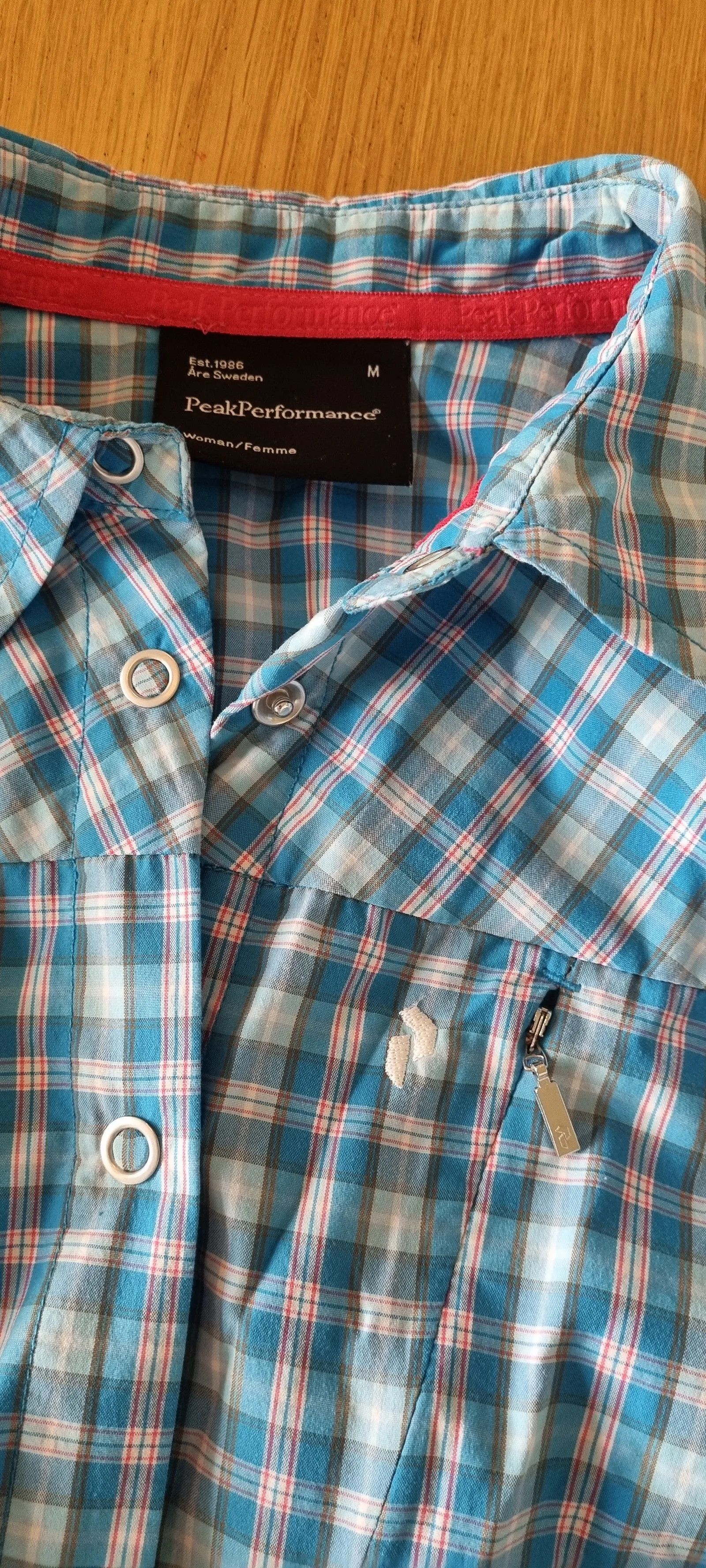 Peak Performance Peak Performance W Path SH Shirt Size M / US 6-8 / IT 42-44 - 2 Thumbnail