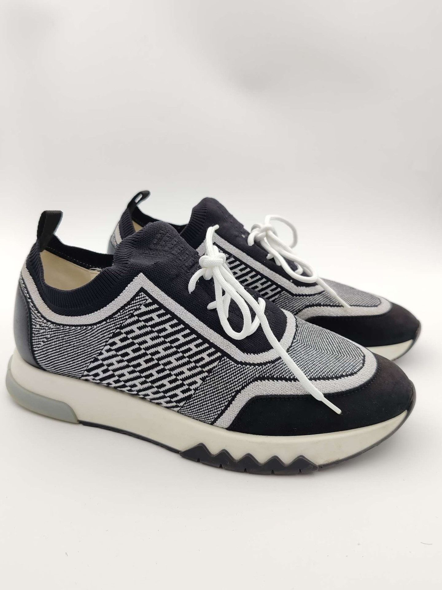 Hermes Hermès Knit Low-Top Sneakers Size 38 Size US 7 / IT 37 - 4 Thumbnail