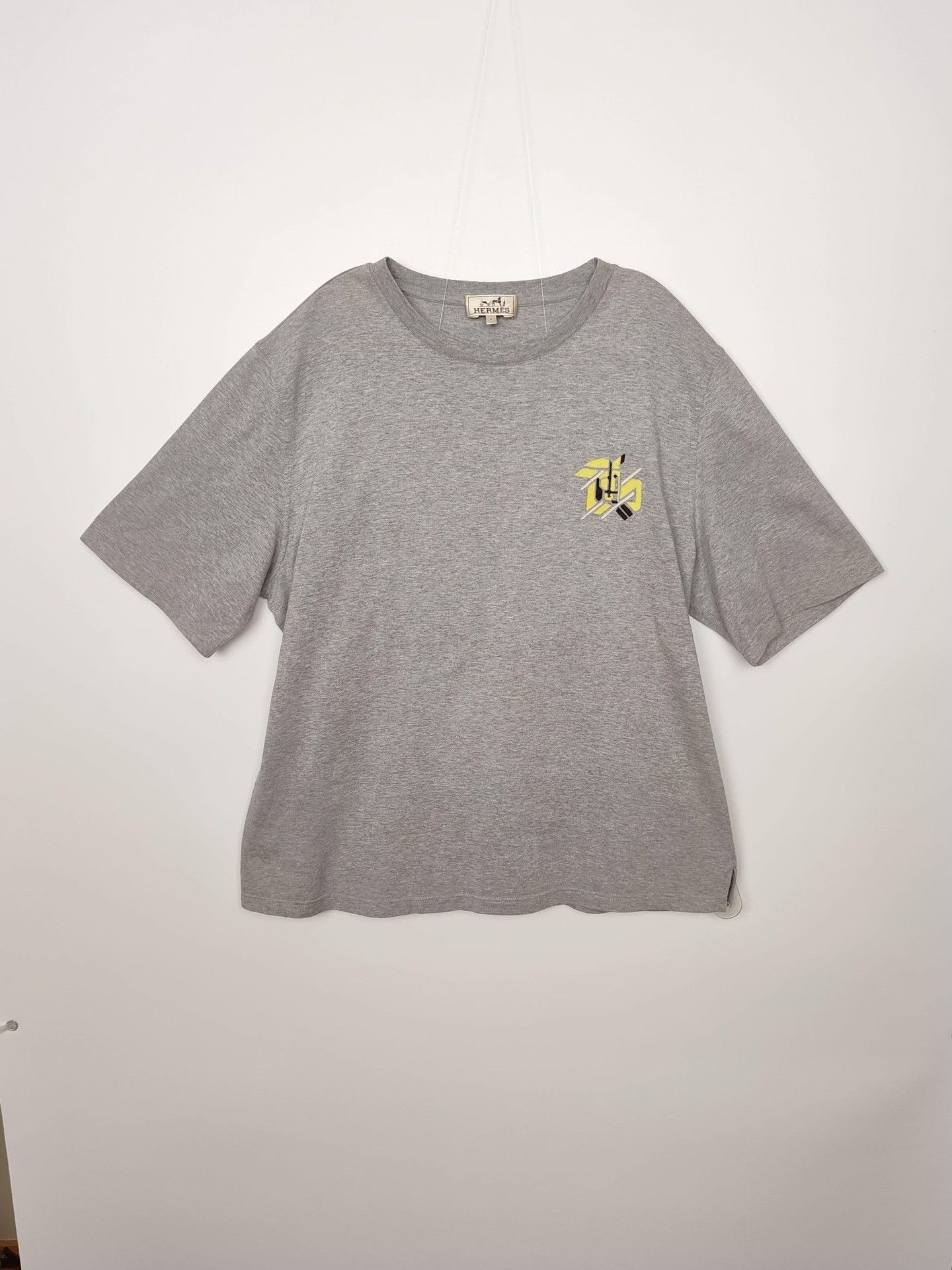 Hermes Hermes Embroidered Horse T-Shirt Size L Size US L / EU 52-54 / 3 - 2 Thumbnail
