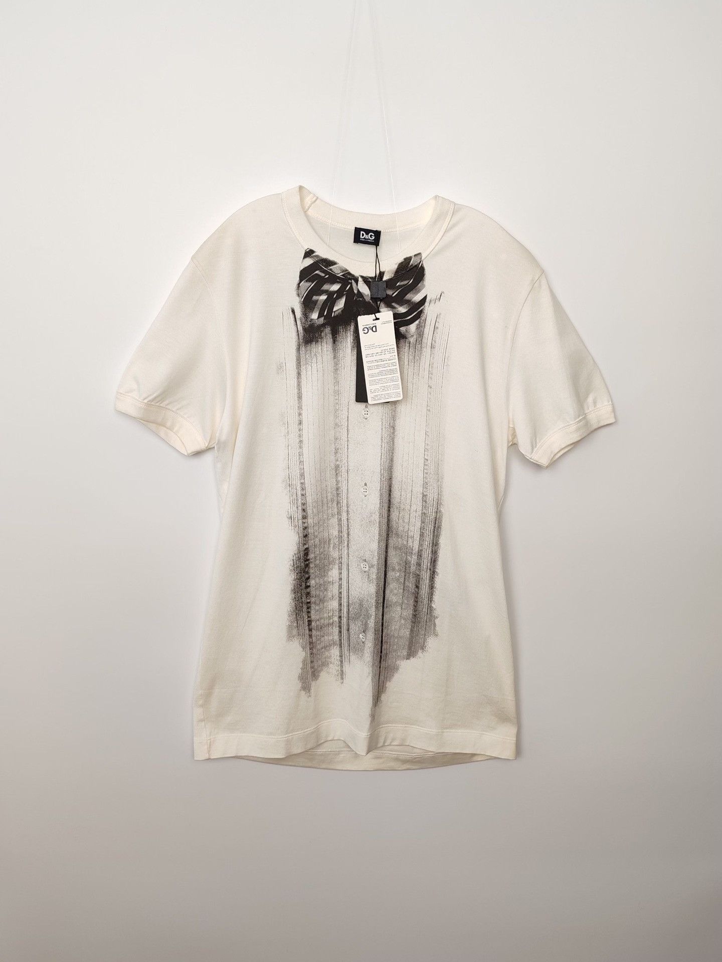Dolce & Gabbana Dolce & Gabbana Bow Tie Print T-Shirt Size M Size US M / EU 48-50 / 2 - 2 Thumbnail