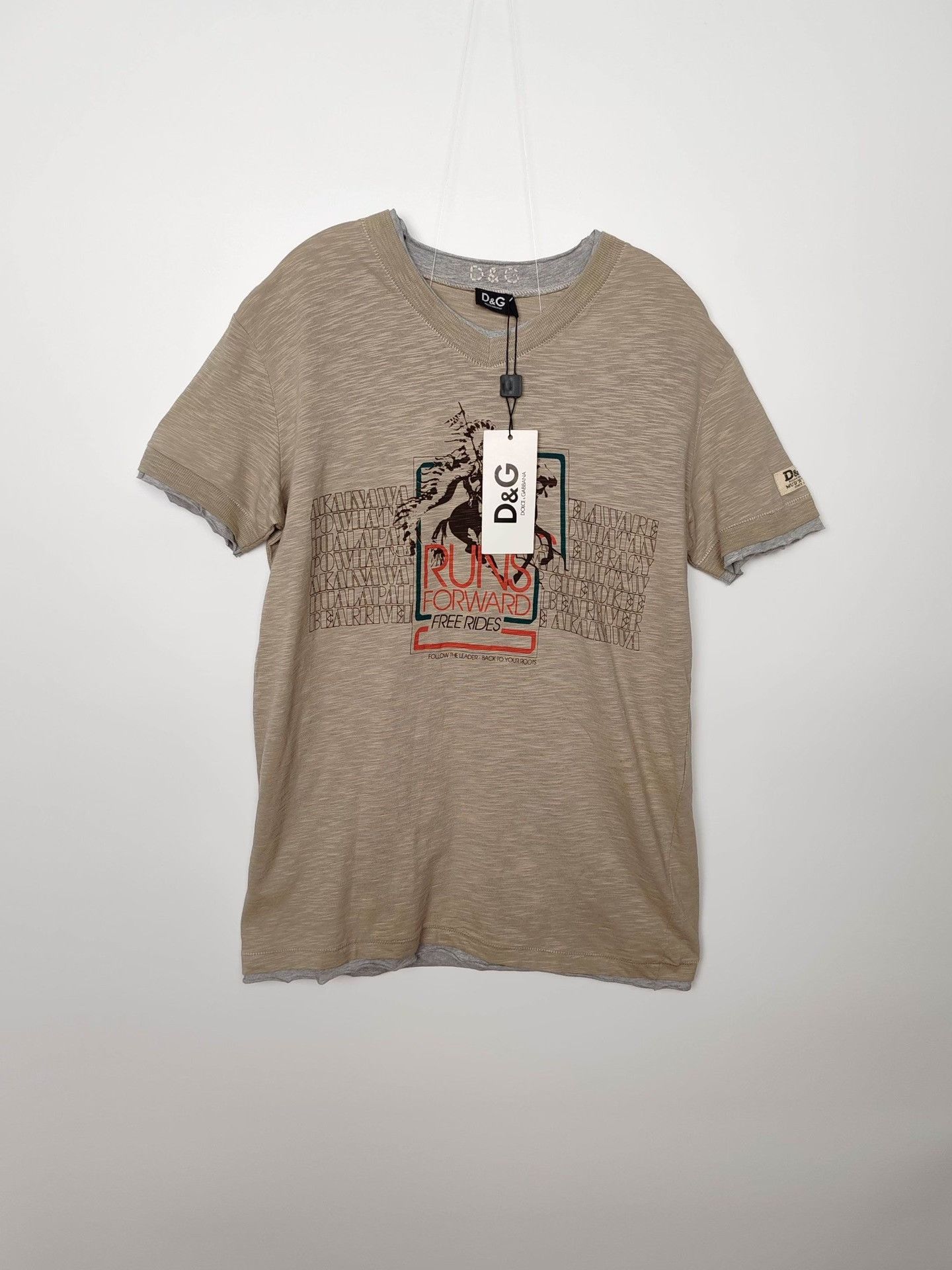 Dolce & Gabbana D&G Runs Forward Graphic T-Shirt Size L Size US L / EU 52-54 / 3 - 2 Thumbnail