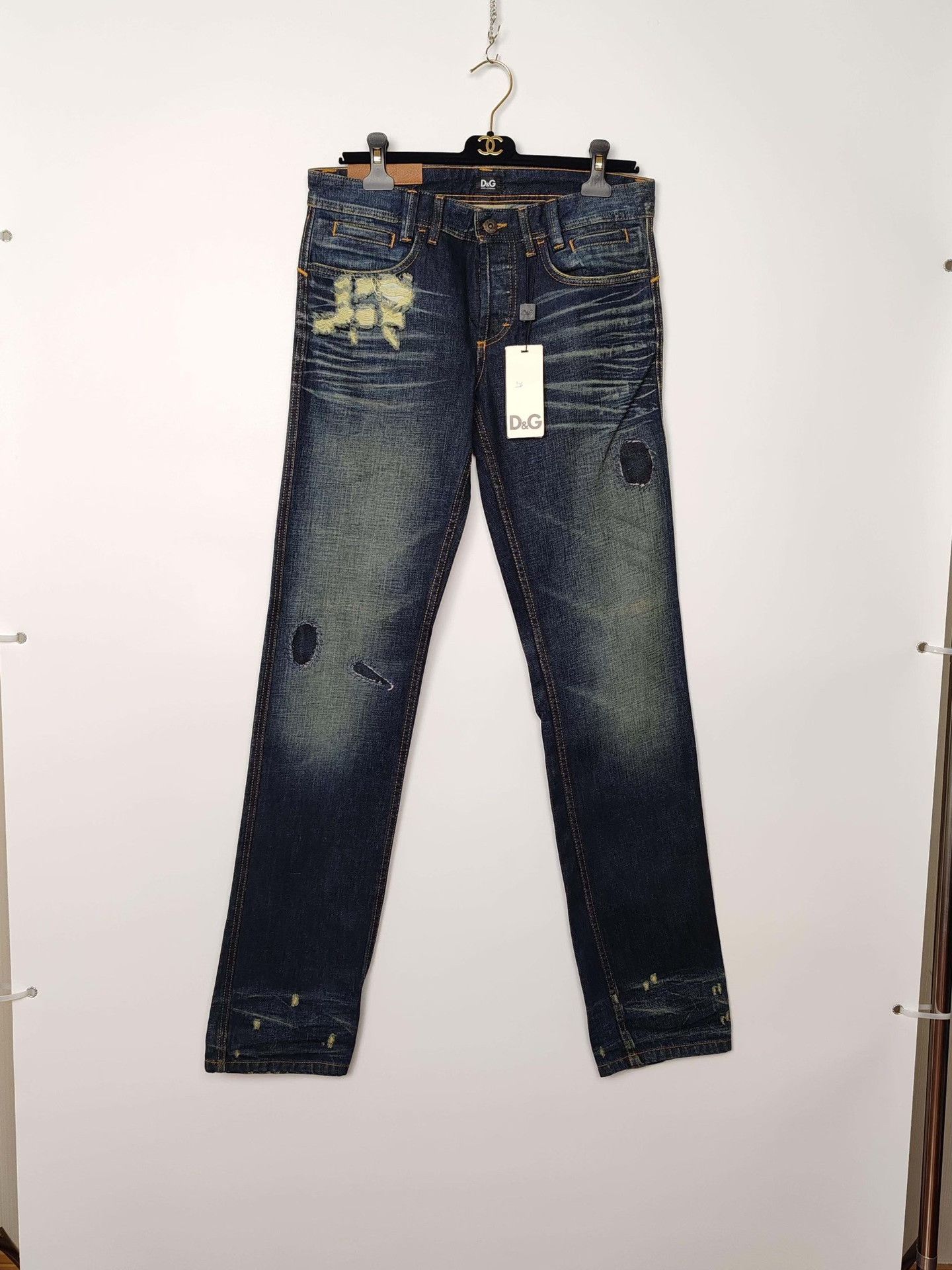Dolce & Gabbana Dolce & Gabbana Distressed Denim Jeans Size 29 Size US 29 - 2 Thumbnail