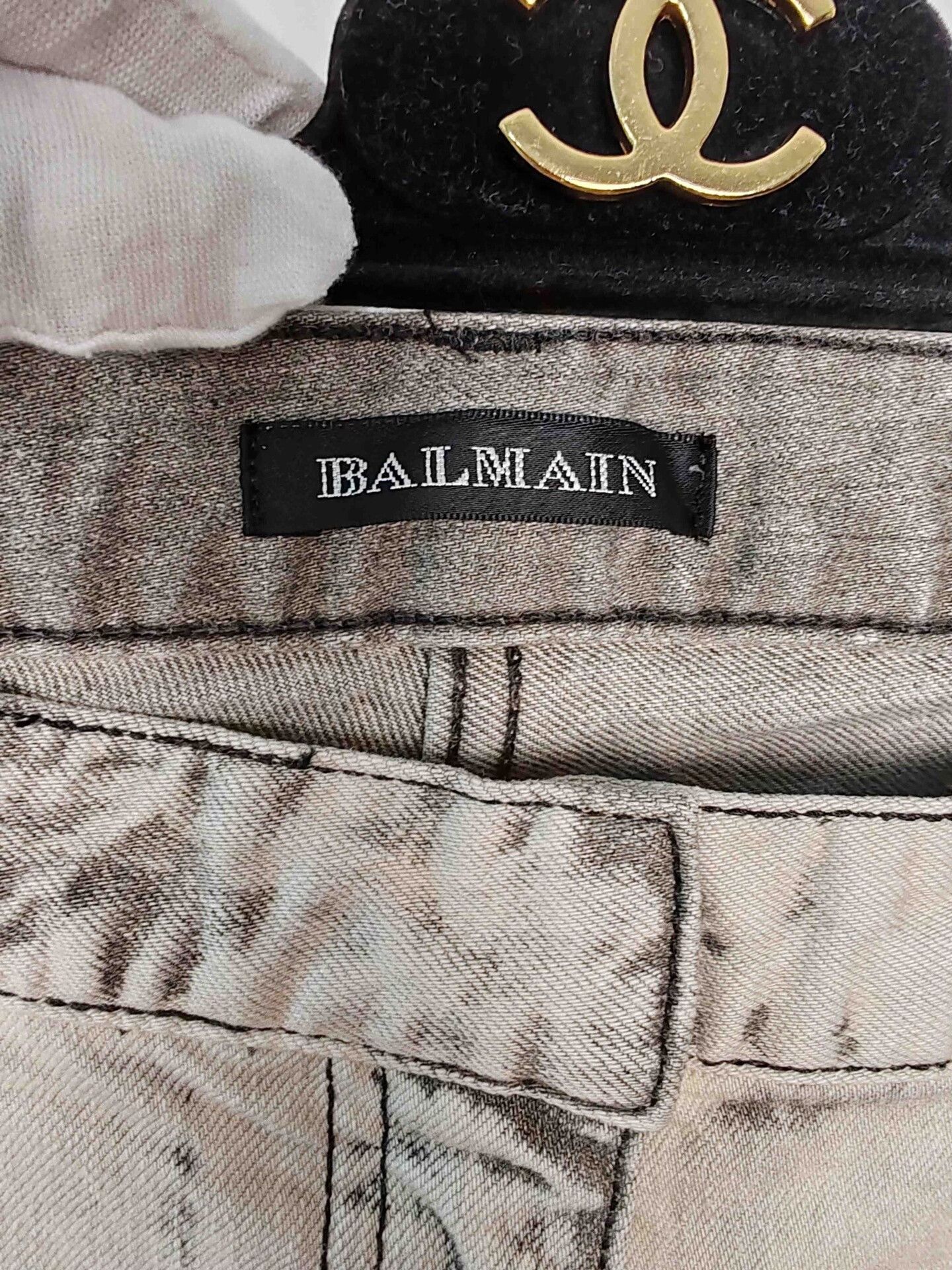 Balmain Balmain Bleached Denim Jeans Size 32 Size US 32 / EU 48 - 4 Thumbnail