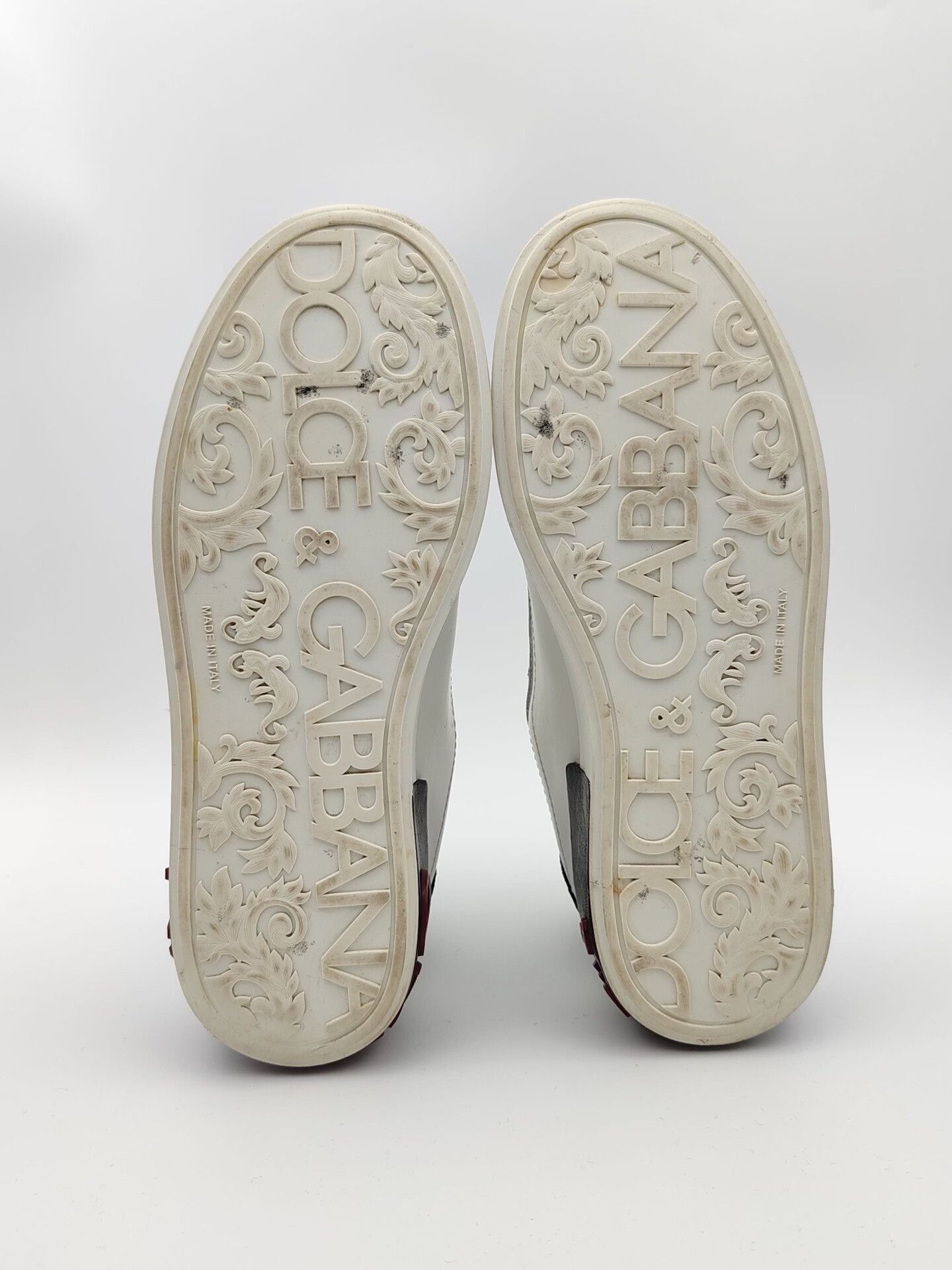 Dolce & Gabbana Dolce & Gabbana Heart Low-Top Sneakers Size 36.5 Size US 6.5 / IT 36.5 - 7 Thumbnail