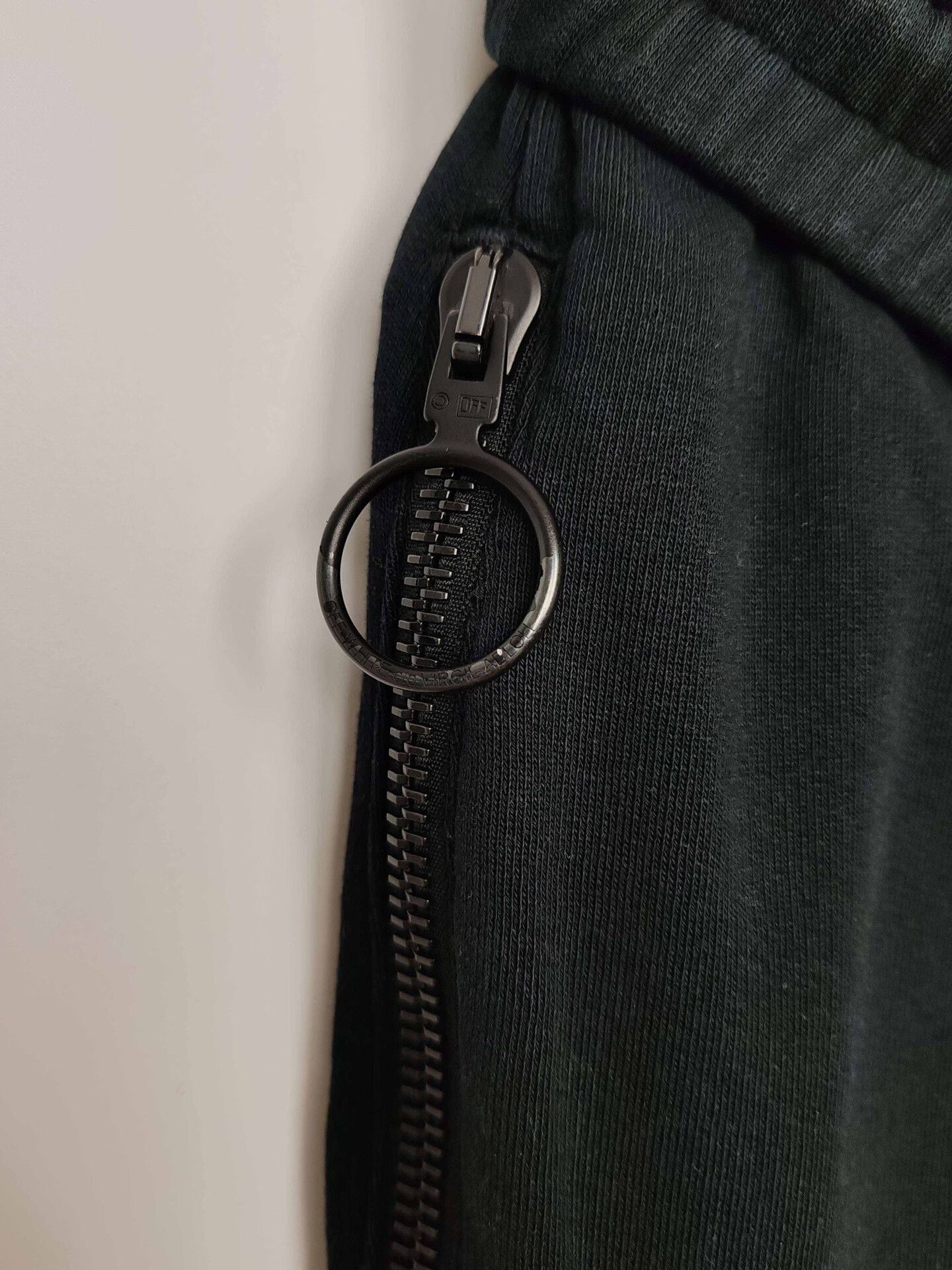Off-White Off-White Temperature Sweatpants Size XXS Size US 26 / EU 42 - 6 Thumbnail