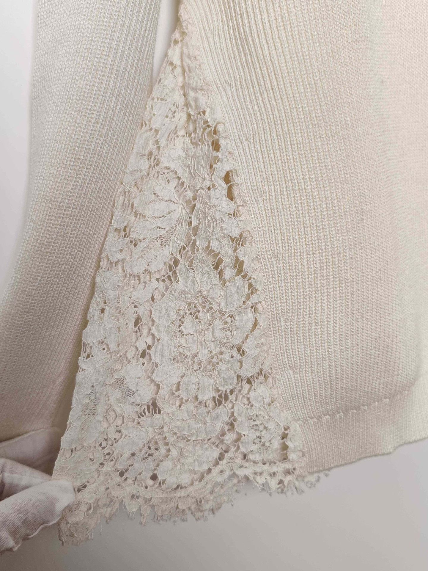 Valentino Valentino Lace Panel Sweater Size M Size M / US 6-8 / IT 42-44 - 5 Thumbnail