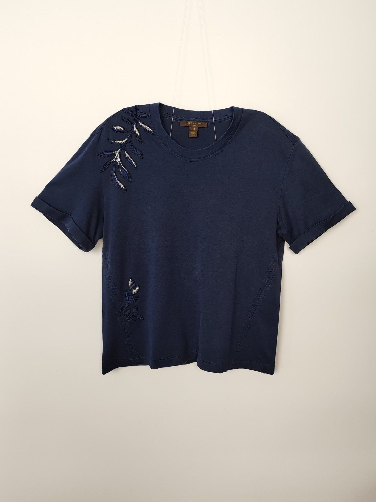 Louis Vuitton Louis Vuitton Navy Leaf Embroidered T-Shirt Size M Size M / US 6-8 / IT 42-44 - 2 Thumbnail