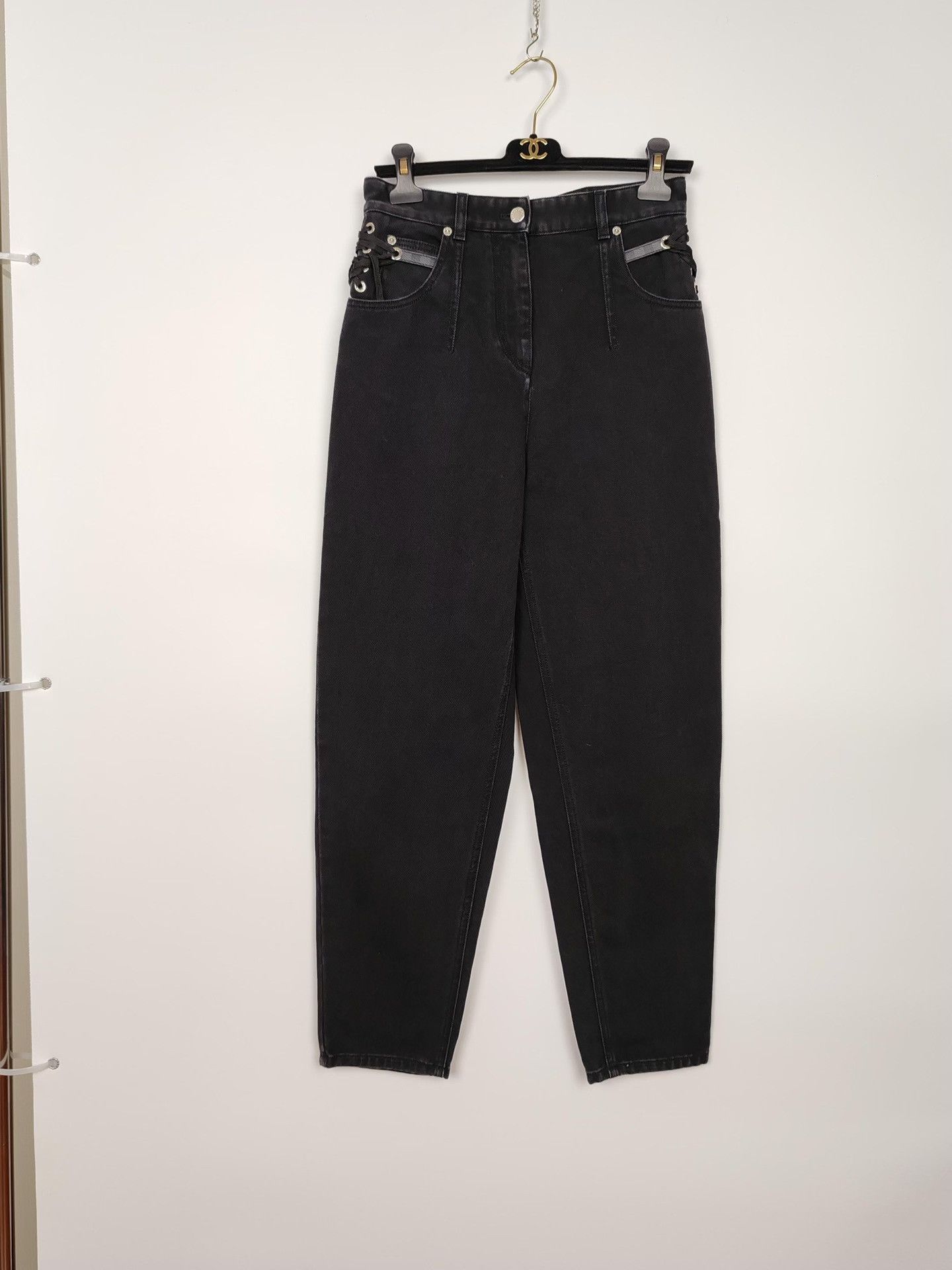 Louis Vuitton Louis Vuitton Lace-Up Detail Jeans Size 38 Size 27" / US 4 / IT 40 - 2 Thumbnail