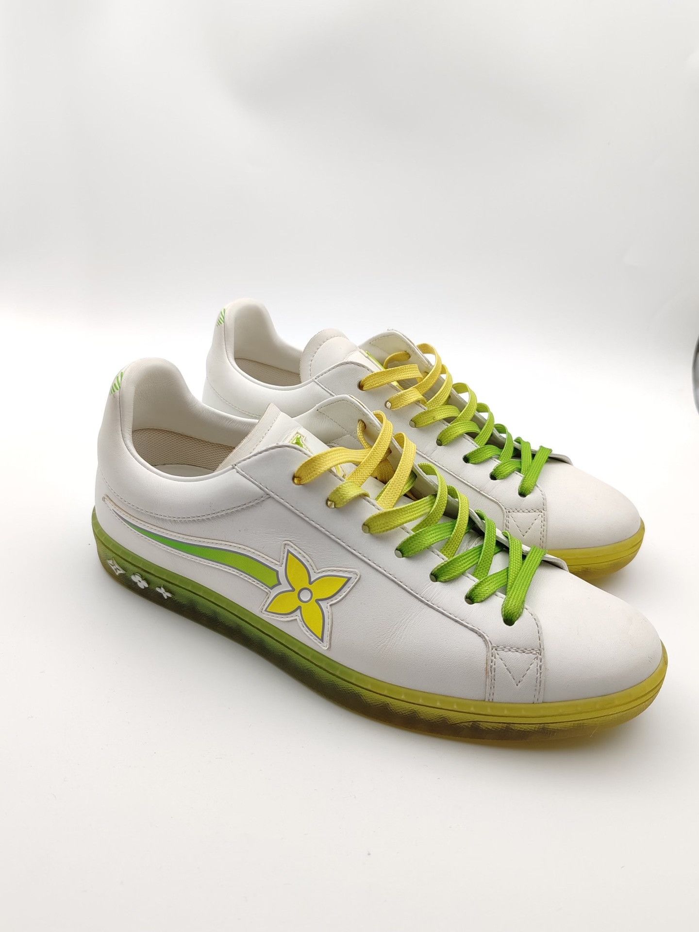 Louis Vuitton Louis Vuitton Monogram Flower Low-Top Sneakers Size 7 Size US 7 / EU 40 - 3 Thumbnail