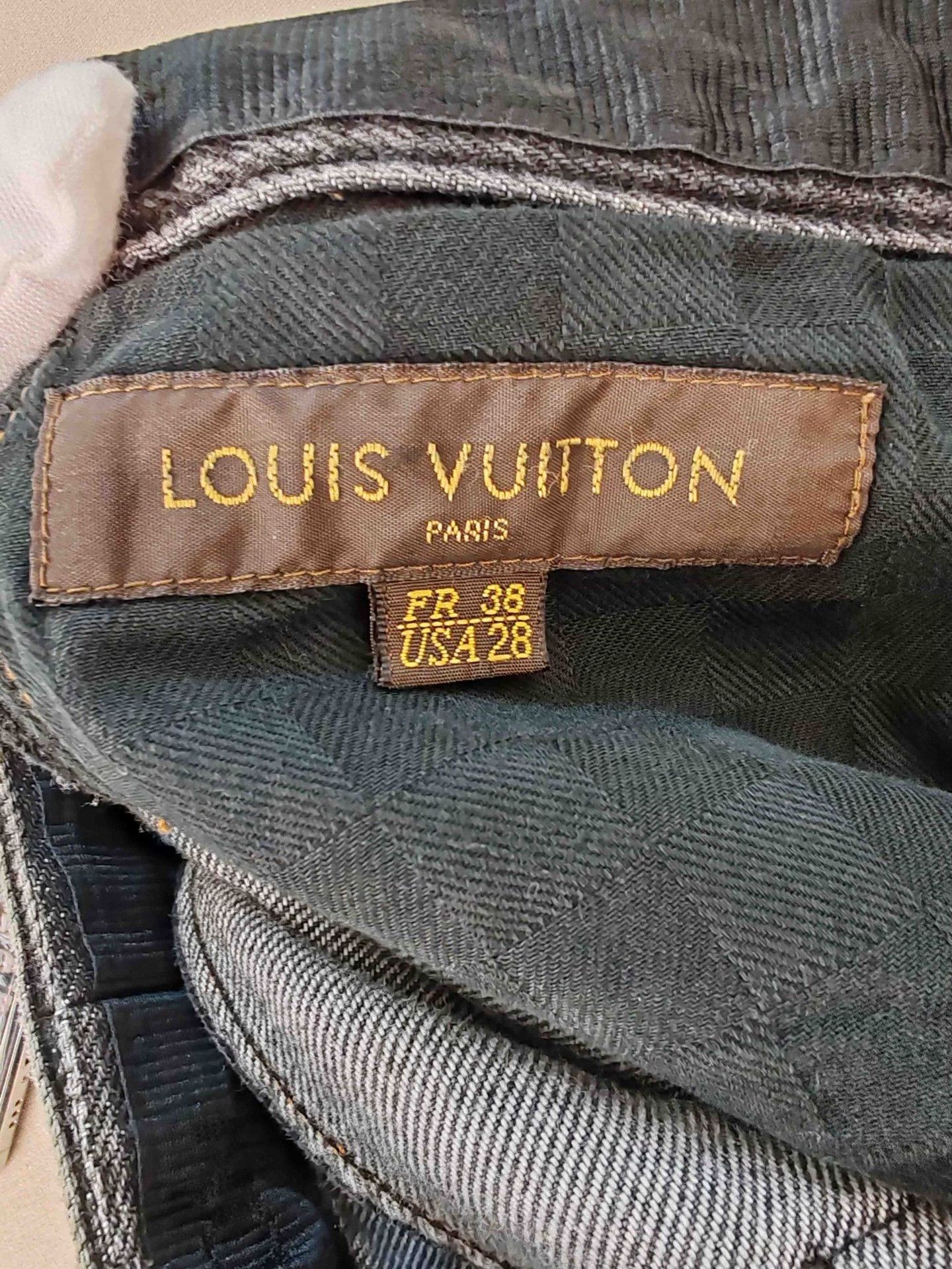 Louis Vuitton Louis Vuitton Logo Patch Jeans Size 28 Size 28" / US 6 / IT 42 - 4 Thumbnail