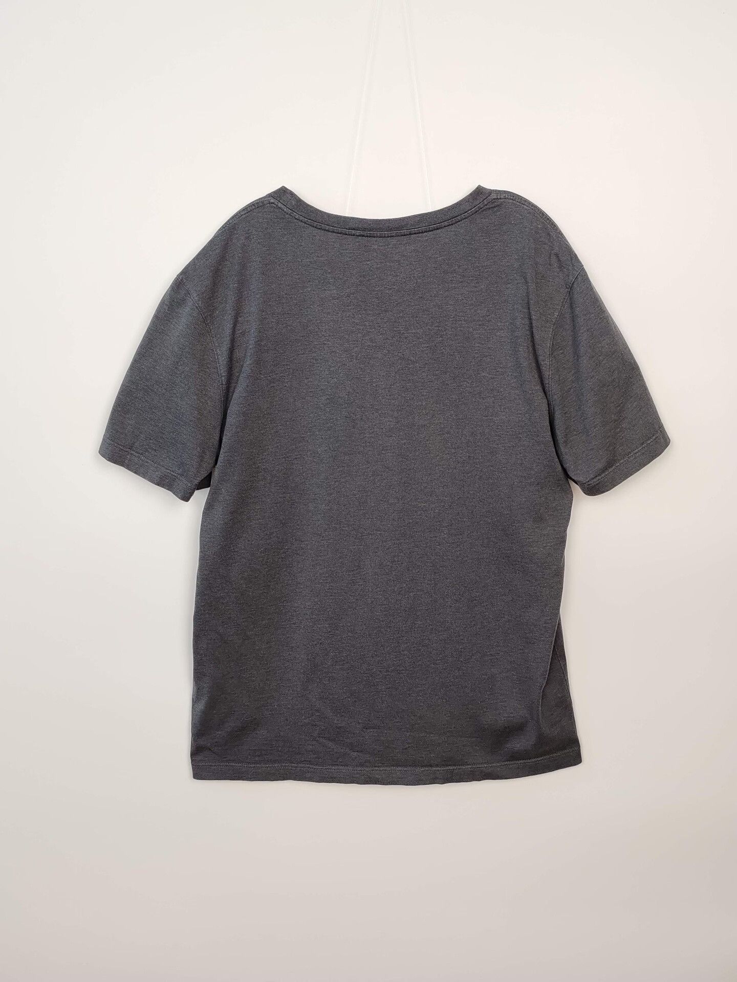 Louis Vuitton Louis Vuitton Embroidered Logo T-Shirt Size L Size US L / EU 52-54 / 3 - 3 Thumbnail