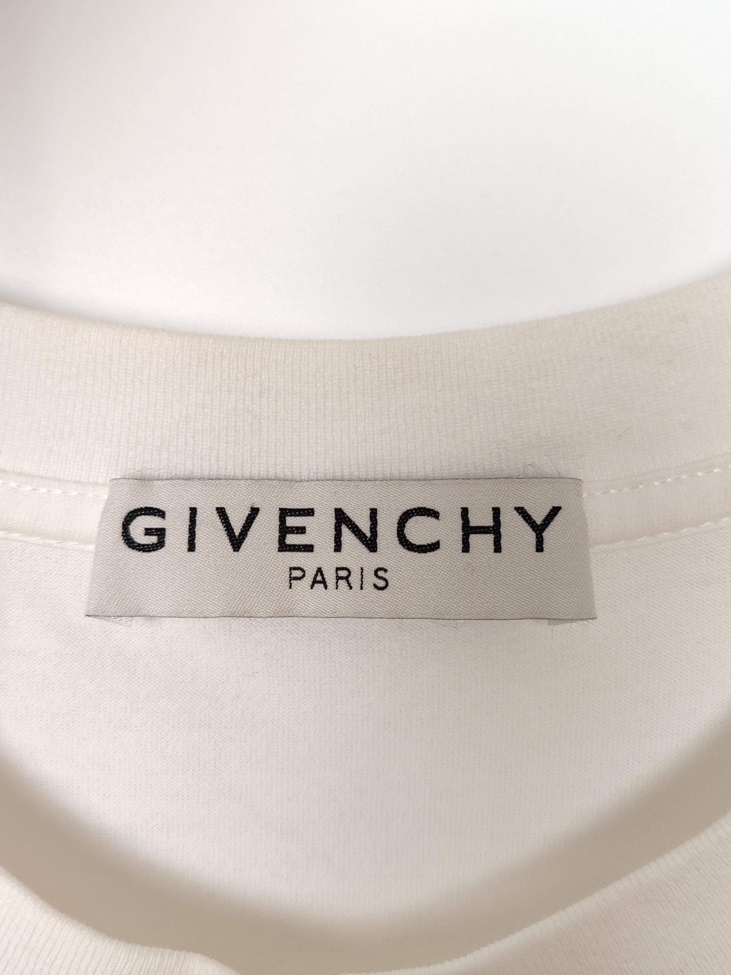 Givenchy Givenchy Vertical Logo T-Shirt Size XS Size US XS / EU 42 / 0 - 4 Thumbnail