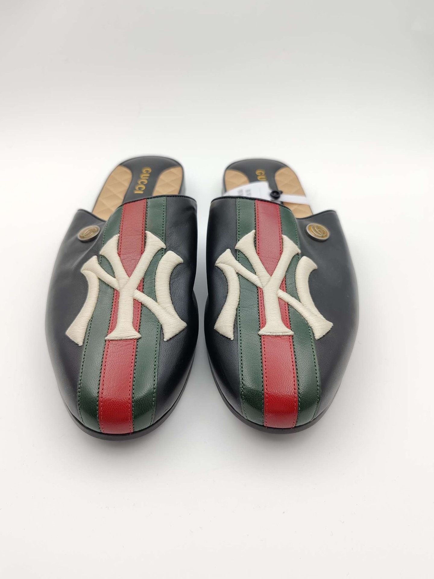 Gucci Gucci x NY Yankees Leather Mules Size 8.5 Size US 8.5 / EU 41-42 - 4 Thumbnail