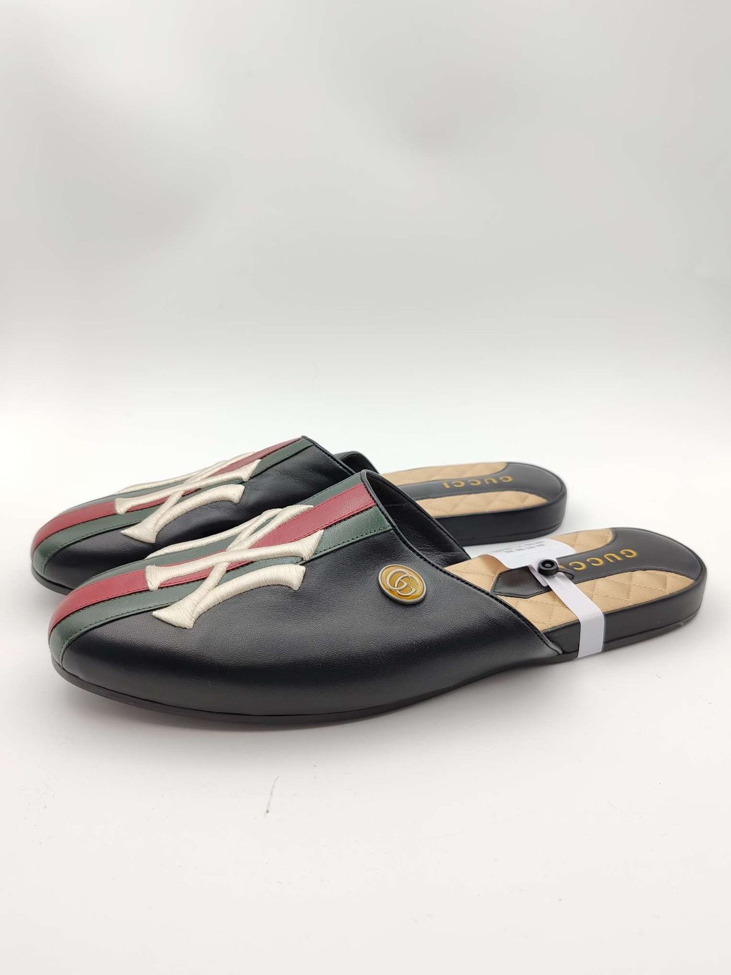 Gucci Gucci x NY Yankees Leather Mules Size 8.5 Size US 8.5 / EU 41-42 - 2 Thumbnail
