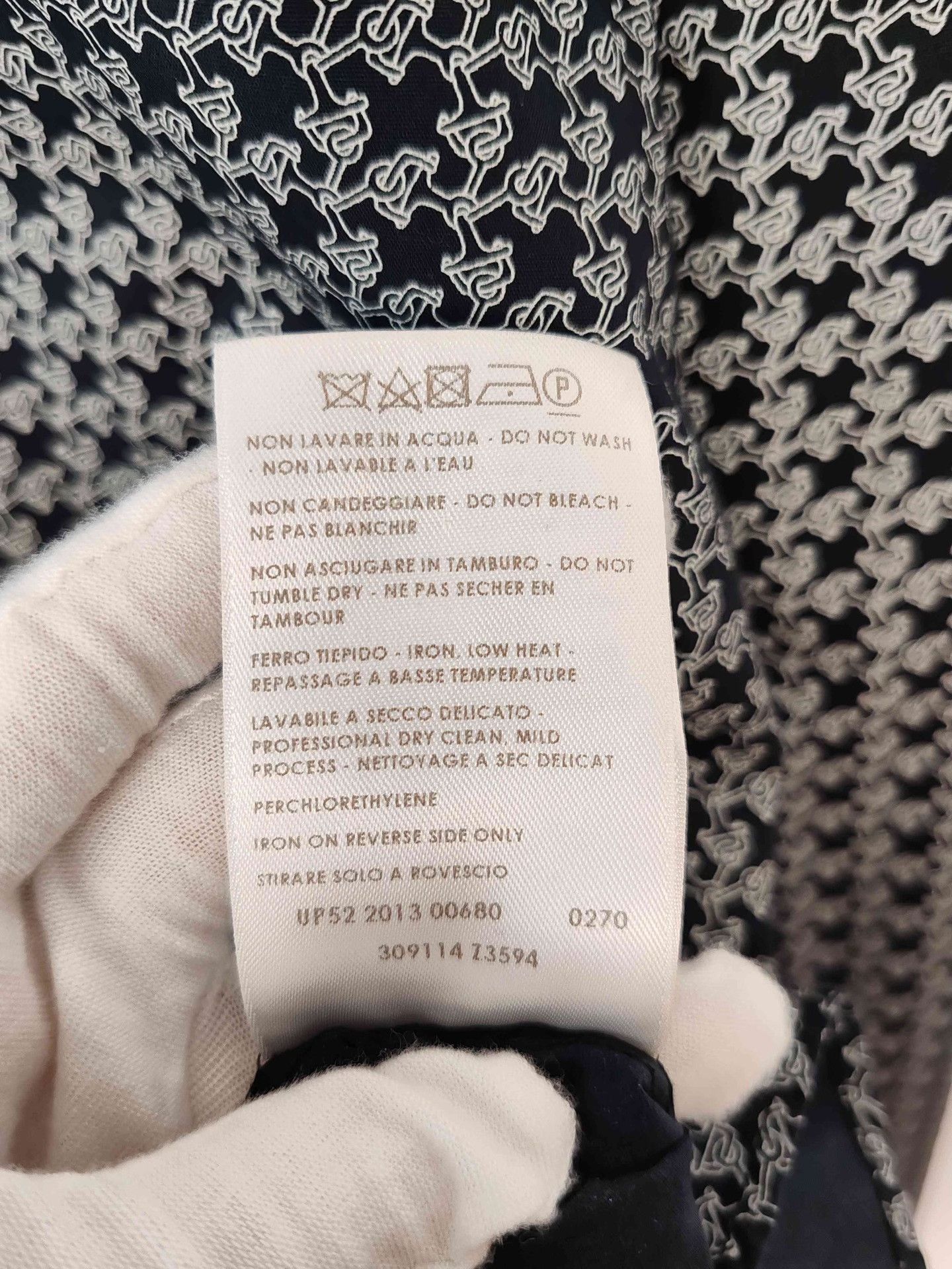 Gucci Gucci Monogram Print Button Up Shirt Size L Size US L / EU 52-54 / 3 - 6 Thumbnail