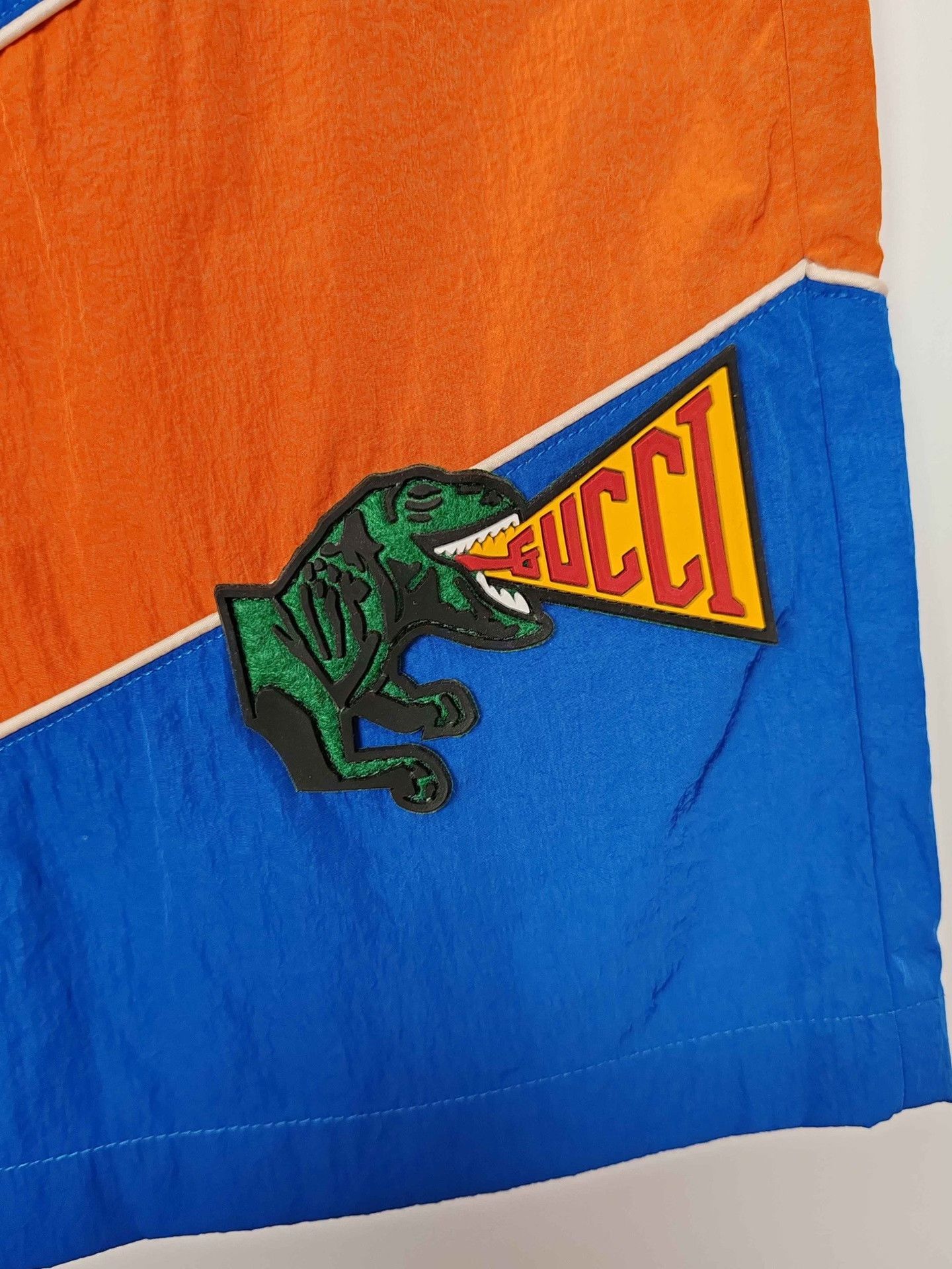 Gucci Gucci Colorblock Dragon Patch Shorts Size S Size US 30 / EU 46 - 5 Thumbnail