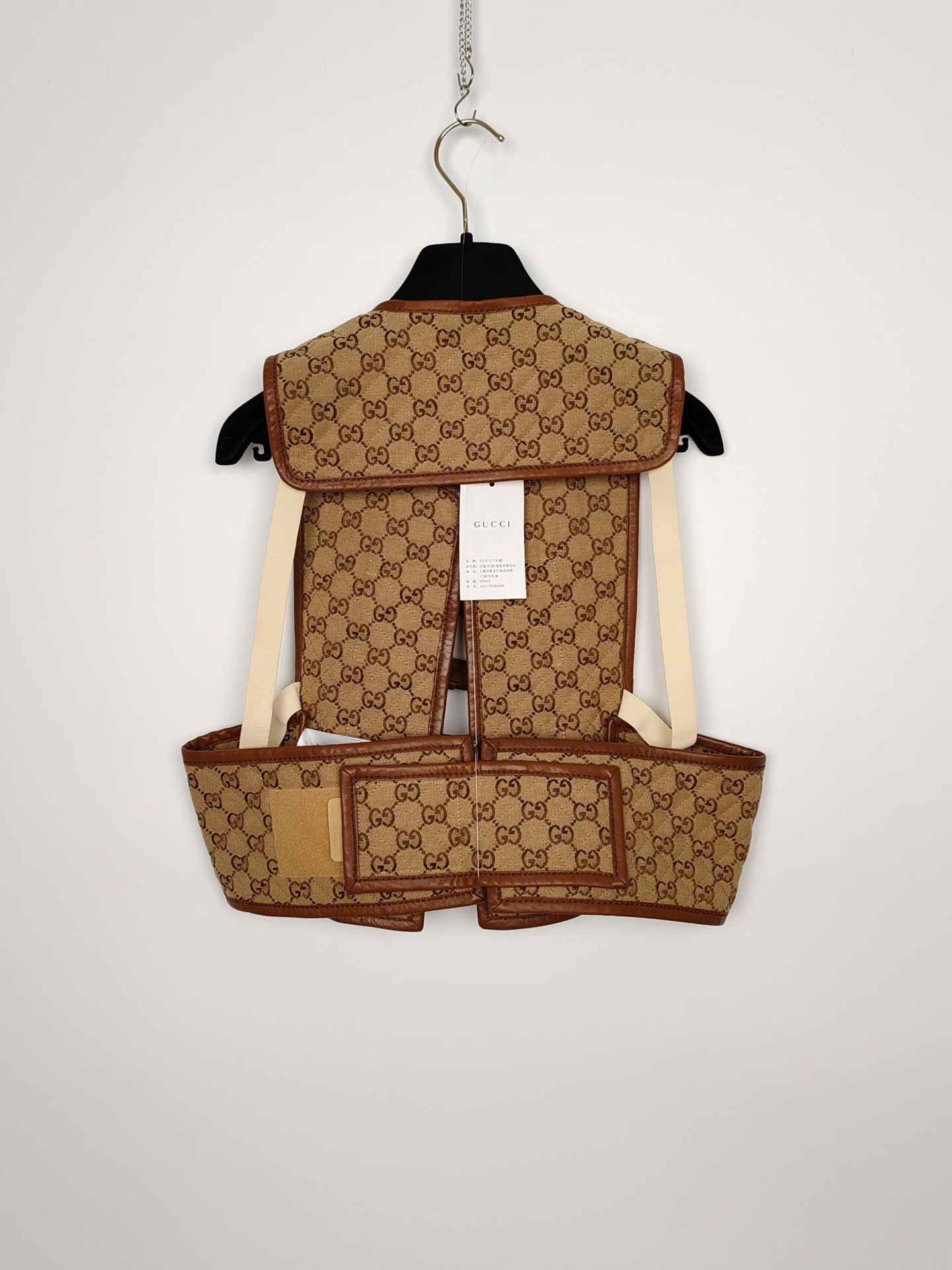 Gucci Gucci GG Supreme Leather Strap Vest Size M Size US M / EU 48-50 / 2 - 3 Thumbnail
