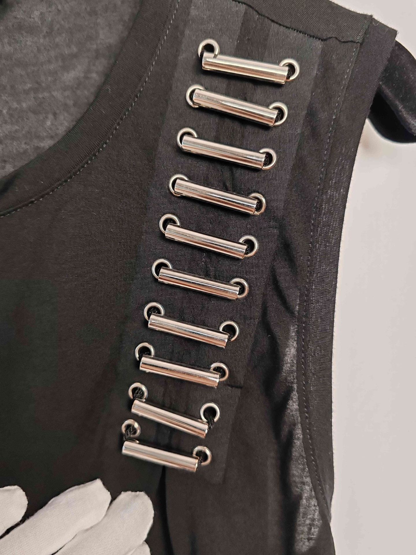 Gucci Gucci Metal Embellished Tank Top Size M Size M / US 6-8 / IT 42-44 - 7 Thumbnail