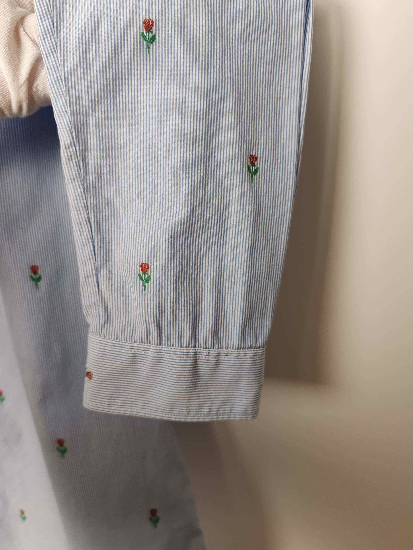 Gucci Gucci Floral Embroidered Button Up Shirt Size 38 Size XS / US 0-2 / IT 36-38 - 6 Thumbnail
