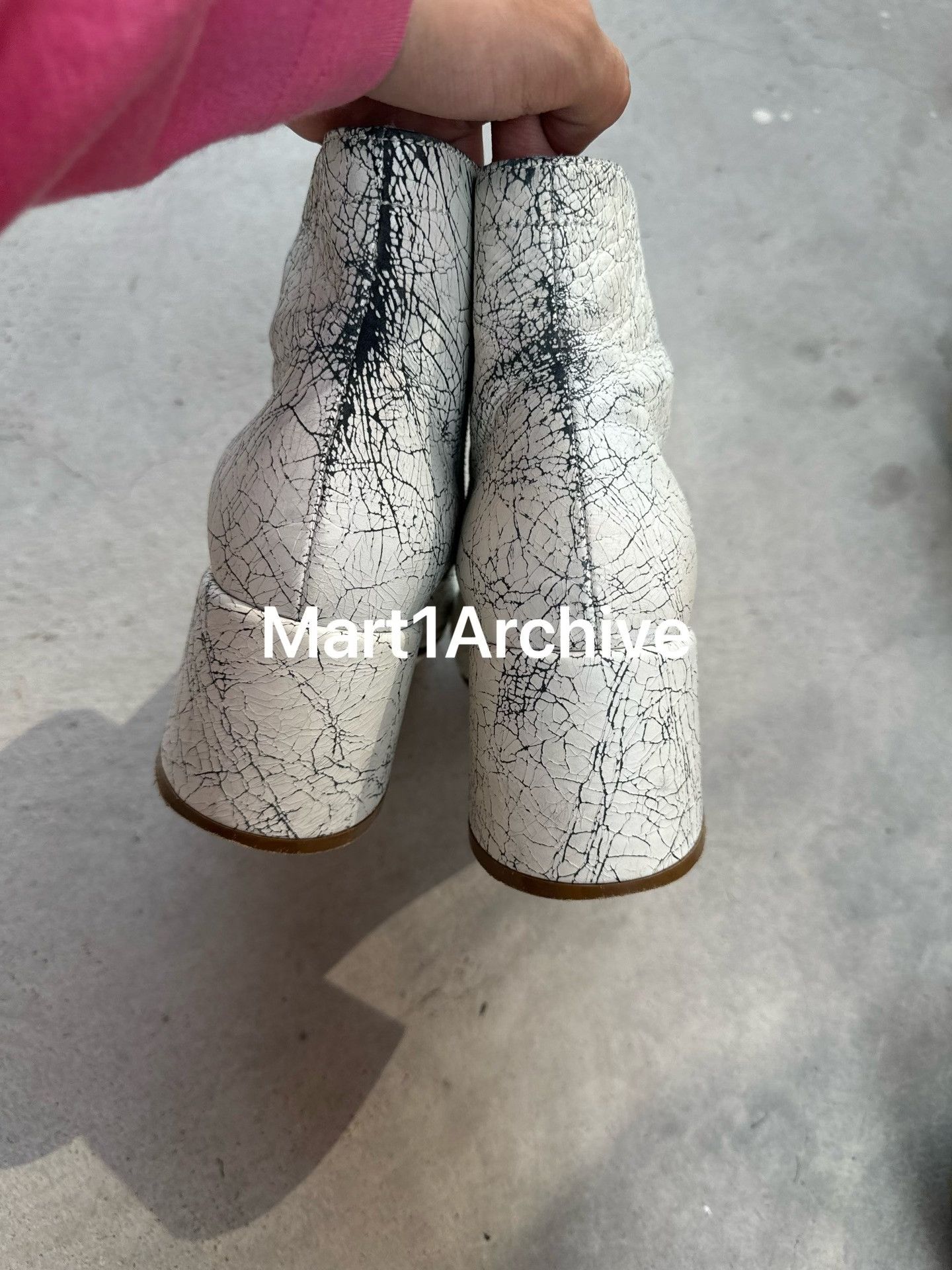 Maison Margiela MM6 Maison Margiela Cracked Leather Boots Size 37.5 Size US 7.5 / IT 37.5 - 6 Thumbnail