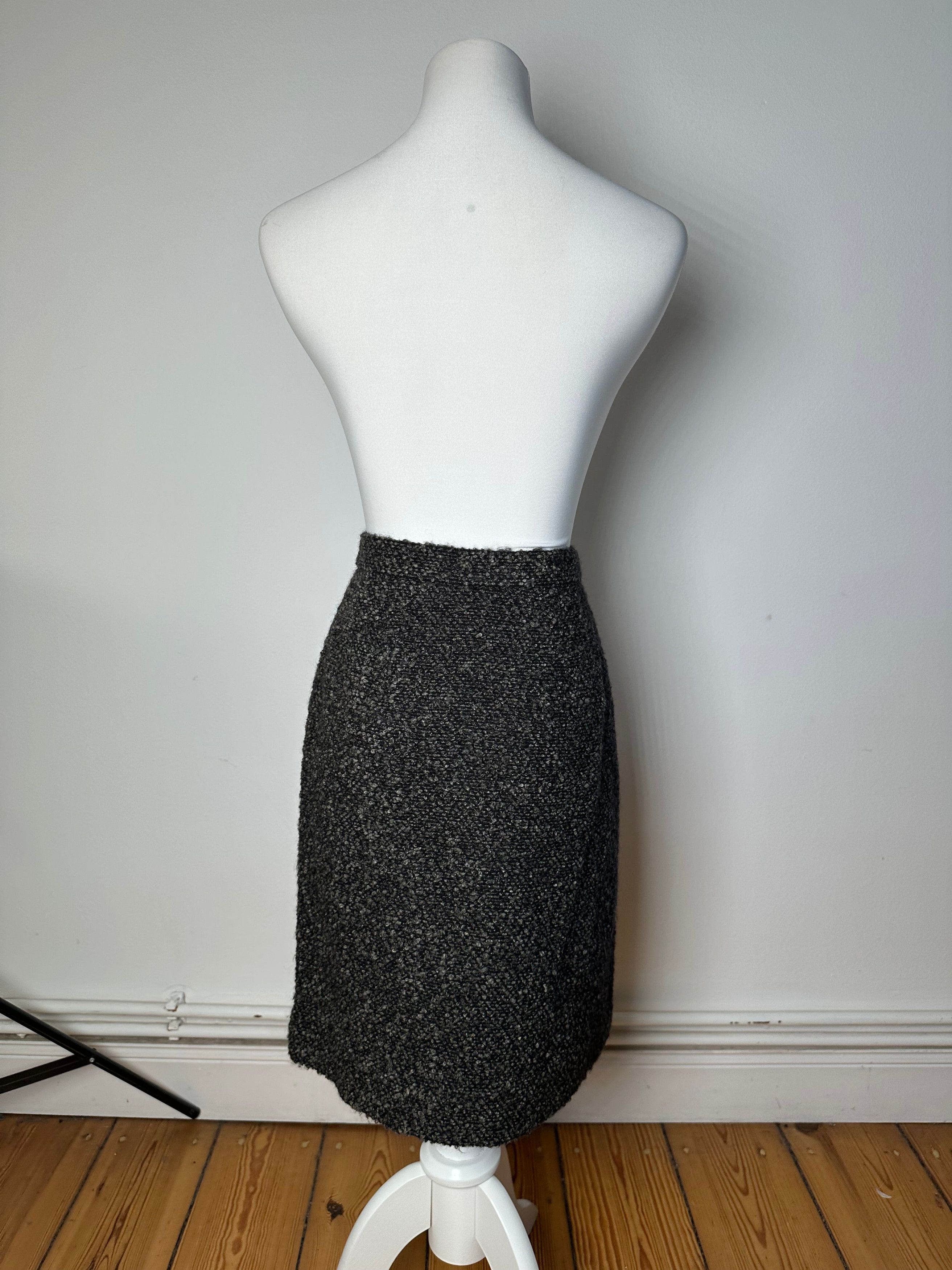 Balenciaga Vintage Boucle Wool Skirt Charcoal Grey M Size 30" / US 8 / IT 44 - 14 Thumbnail
