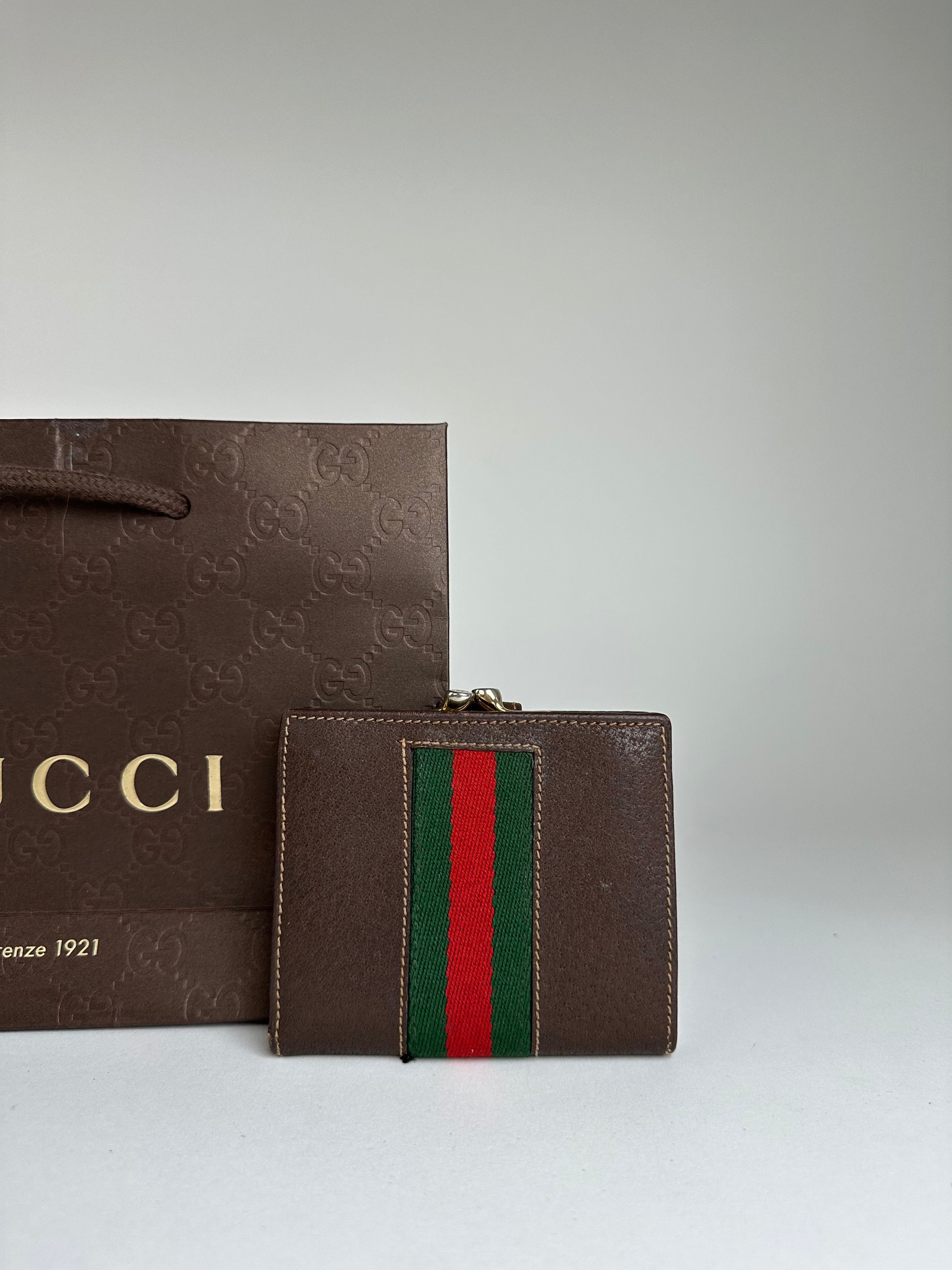 Gucci Vintage Bifold Wallet Brown Leather Size ONE SIZE - 12 Thumbnail