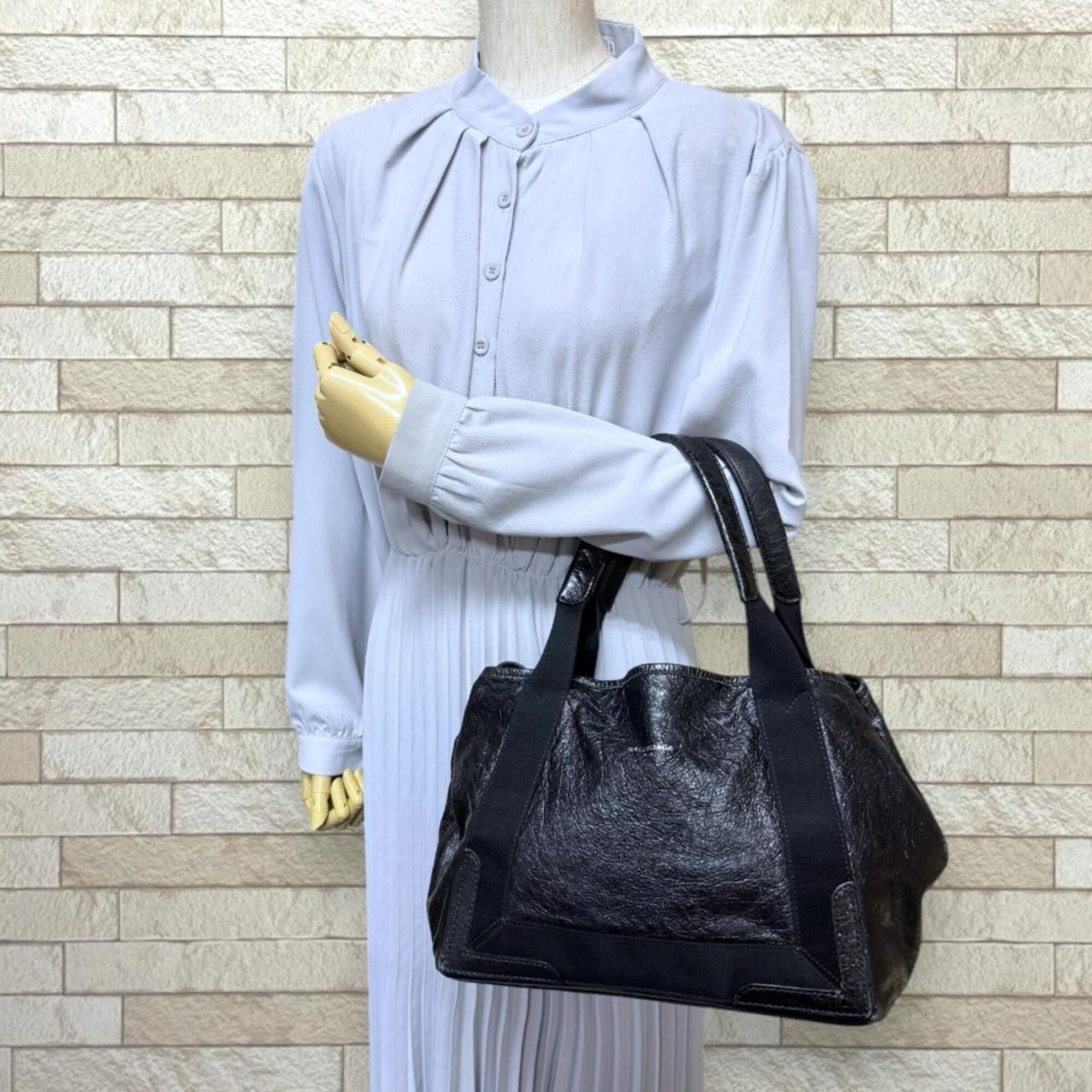 Balenciaga Balenciaga Navy Cabas S Tote Bag, Leather 542017 Black, Women's BALENCIAGA Size ONE SIZE - 2 Thumbnail