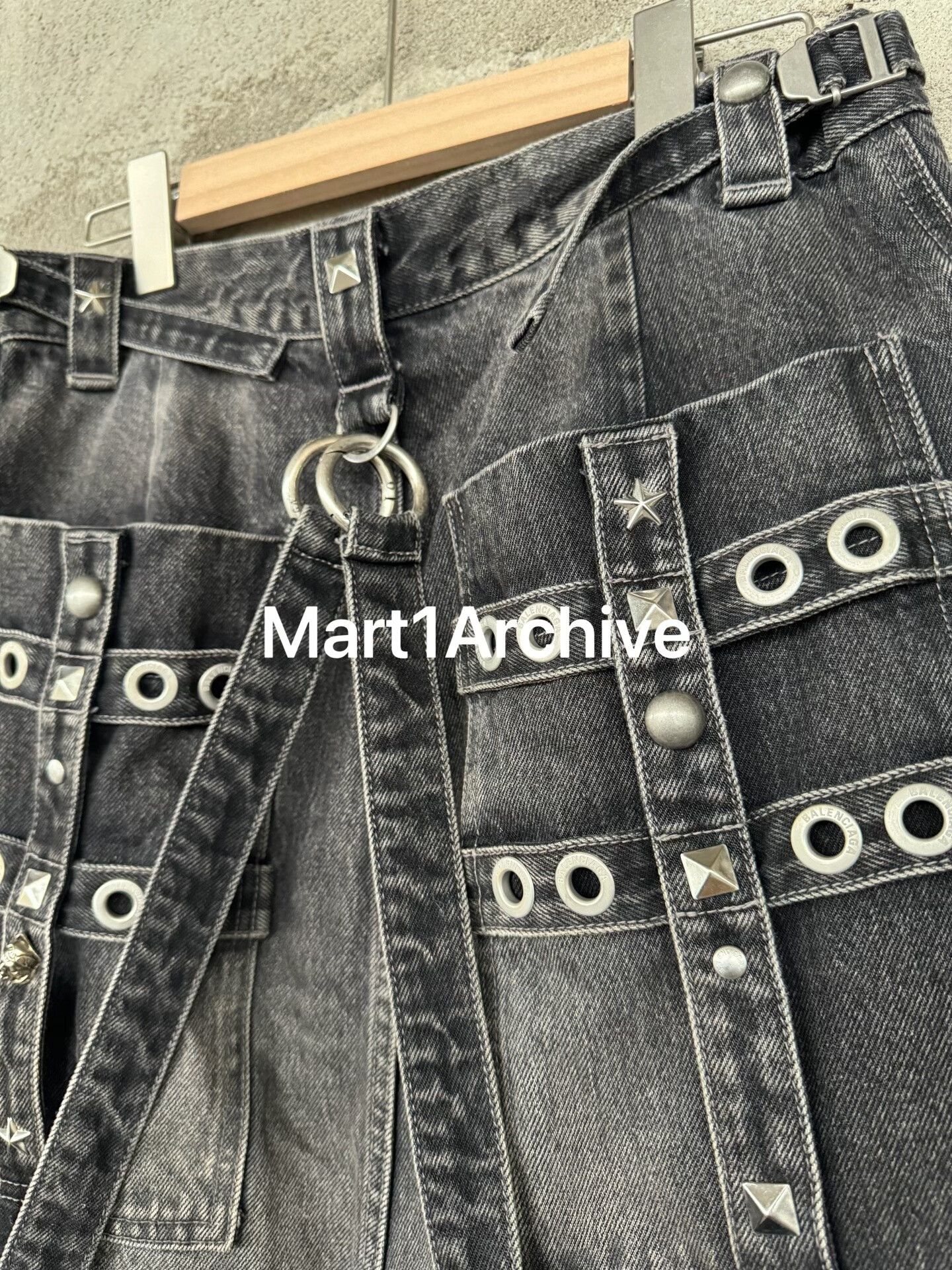 Balenciaga Balenciaga Strap Denim Jeans Size 30 Size US 30 / EU 46 - 5 Thumbnail